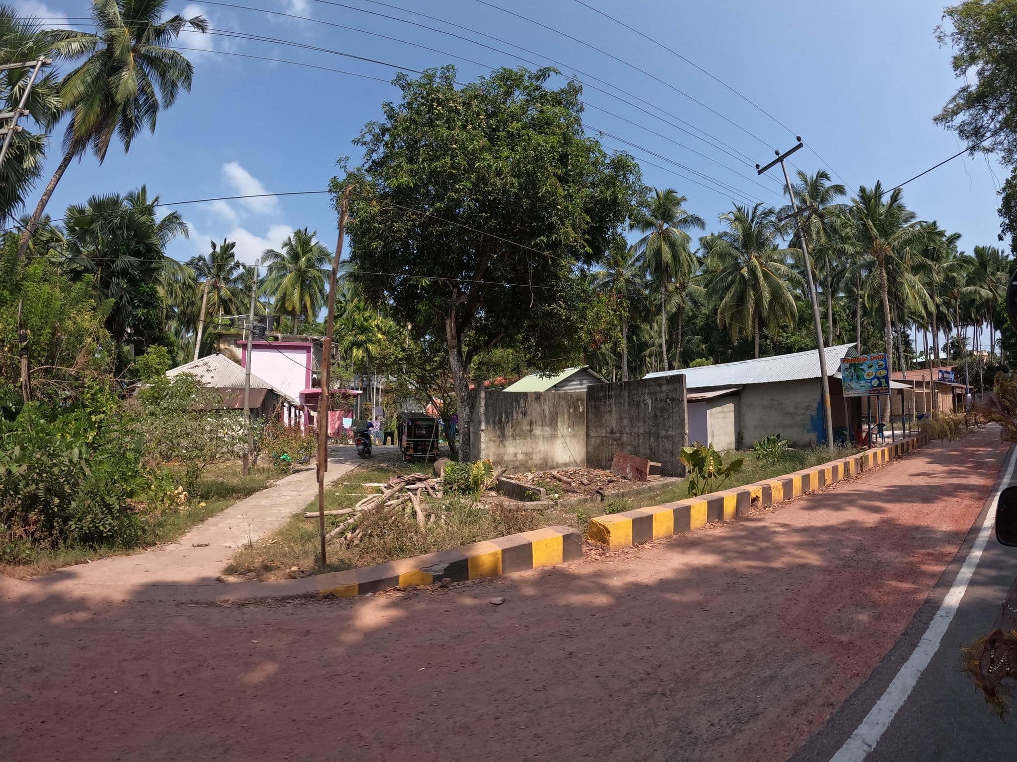 Street view near Green Imperial Resort, Bamboo Flat — © lucomsky (CC BY-SA · Mapillary)