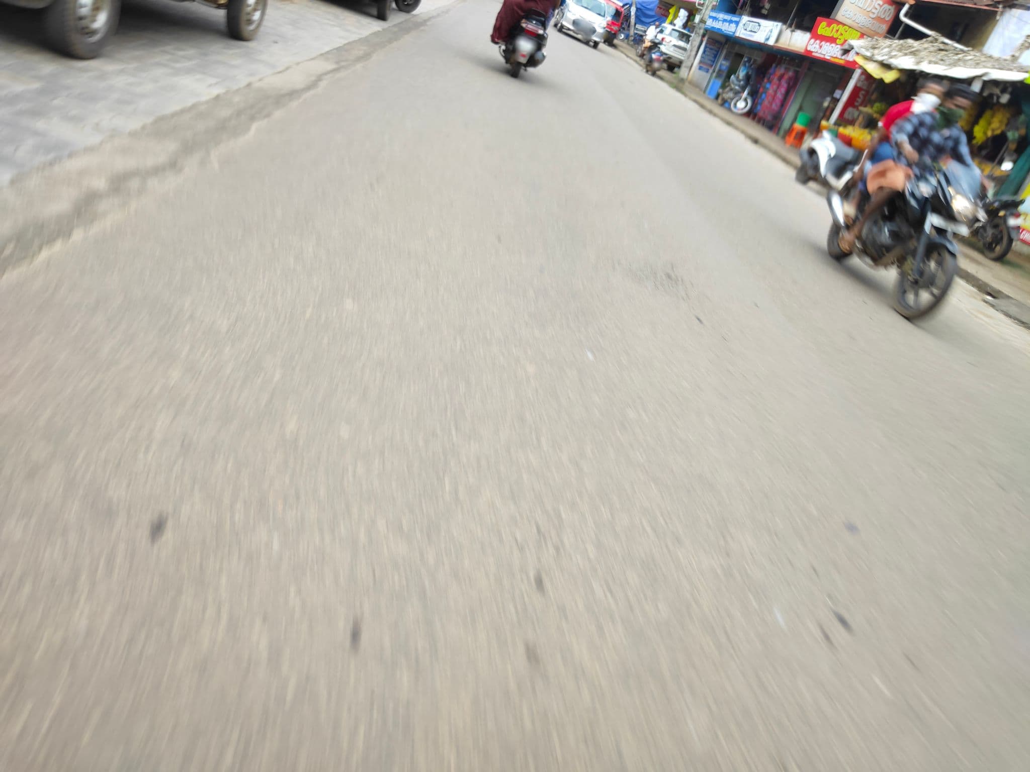 Street view near Hotel Komala Bhavan, Nilambūr — © abduramshad (CC BY-SA · Mapillary)