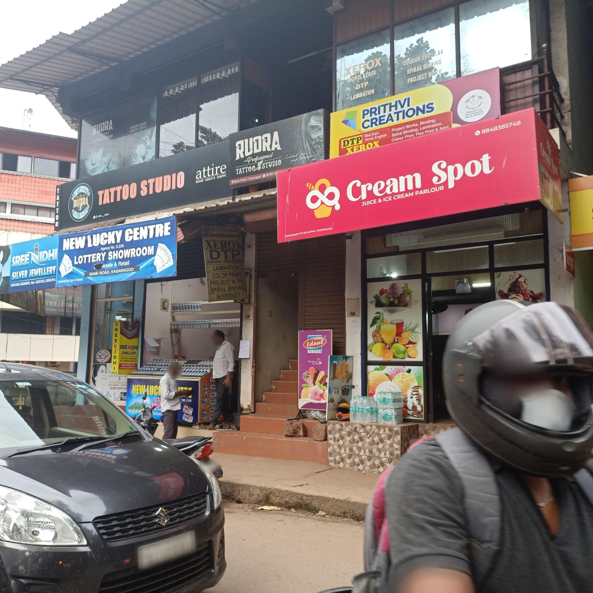 Street view near Hotel Swami Koragajja, Kāsaragod — © Smijo_Saji (CC BY-SA · Mapillary)