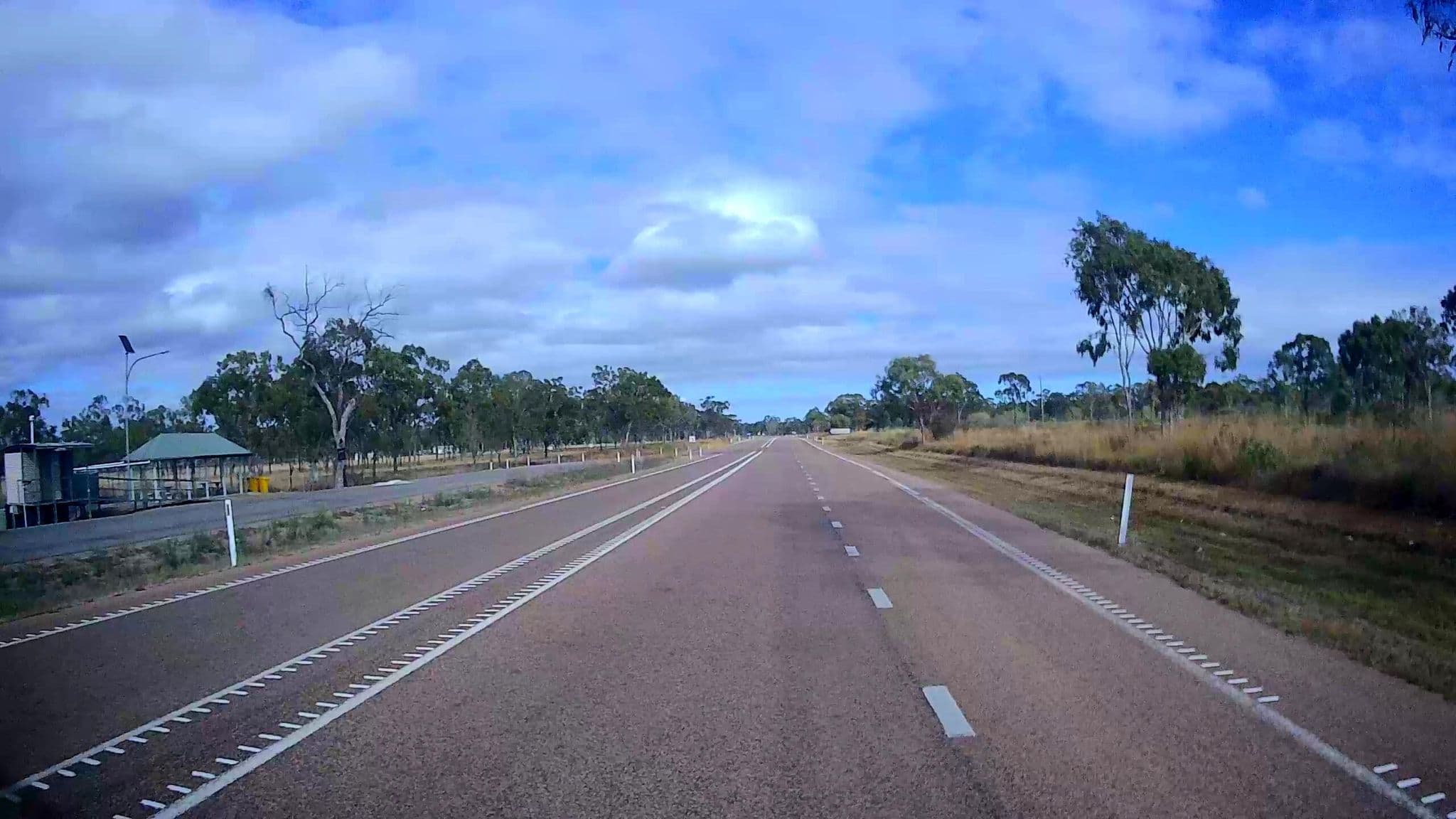 Street view near Mingela Rest Area, Queenton — © bob3bob3 (CC BY-SA · Mapillary)