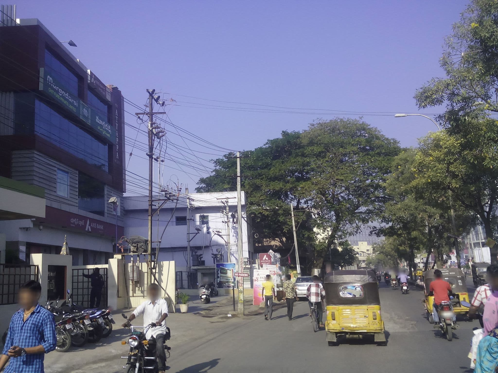 Street view near ratna hotel, Warangal — © avinash (CC BY-SA · Mapillary)