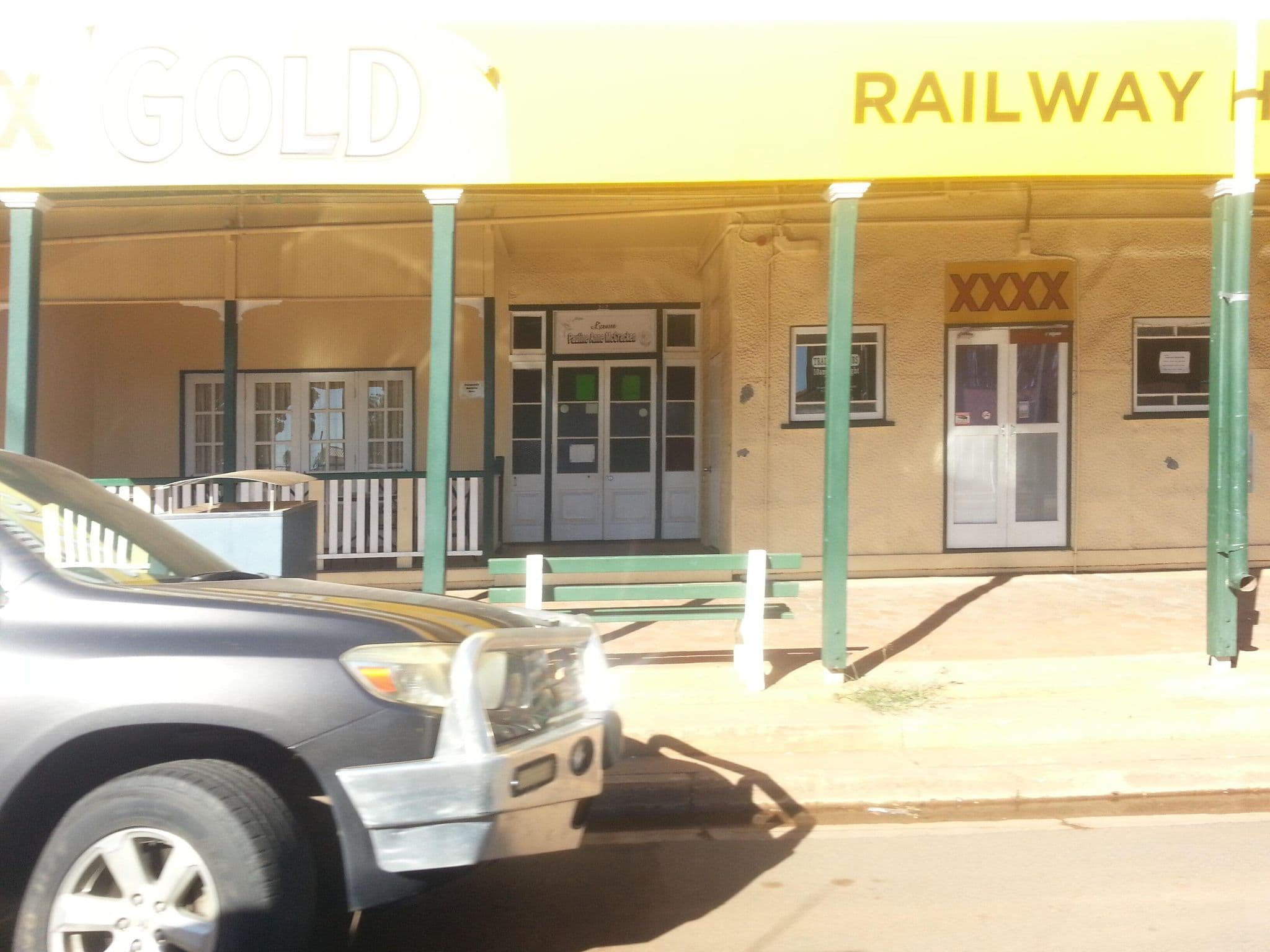Street view near Railway Hotel, Barcaldine — © bob3bob3 (CC BY-SA · Mapillary)