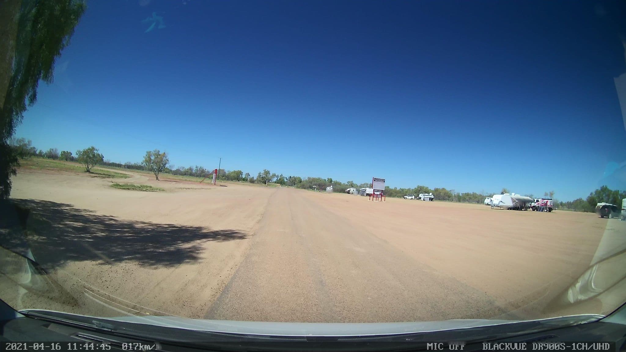 Street view near Apex Park Riverside Buish Camp - Overflow Only, Longreach — © bob3bob3 (CC BY-SA · Mapillary)