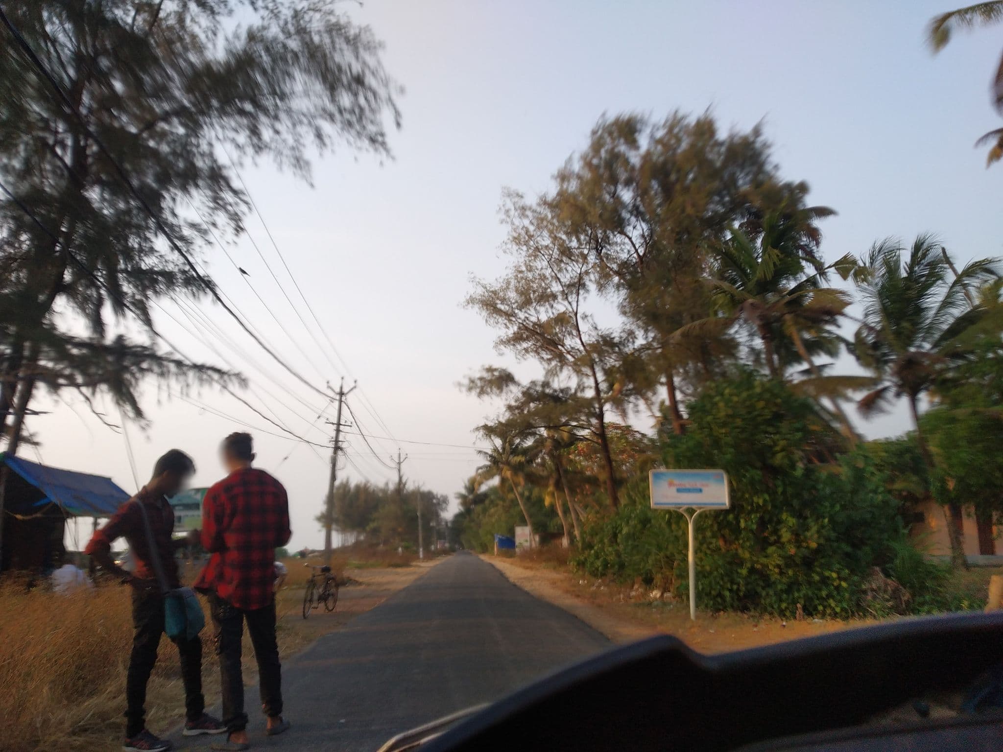Street view near Camper by the bay, Vadakakarai — © jothishbabu (CC BY-SA · Mapillary)