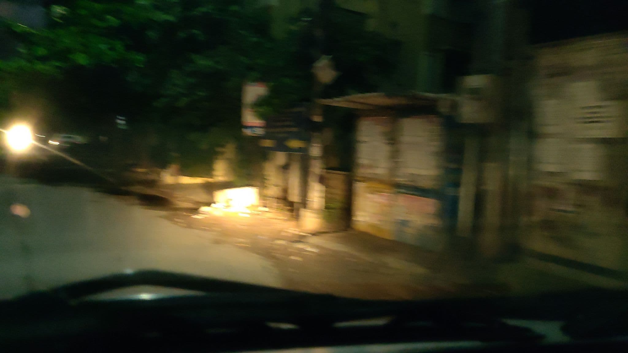 Street view near Ram-Ki-Bandi TIffins, Rāniganj — © bhavani30 (CC BY-SA · Mapillary)