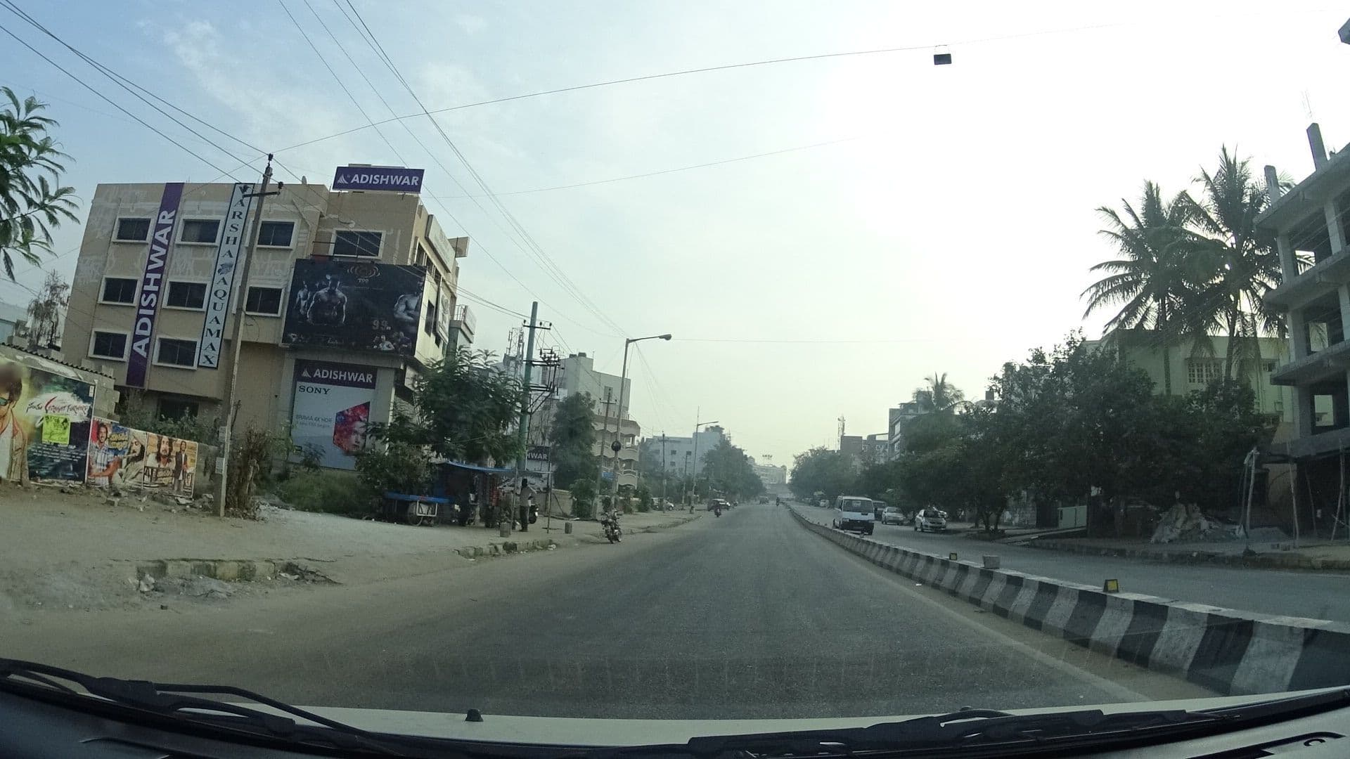 Street view near Udupi Krishna Grand, Bengaluru