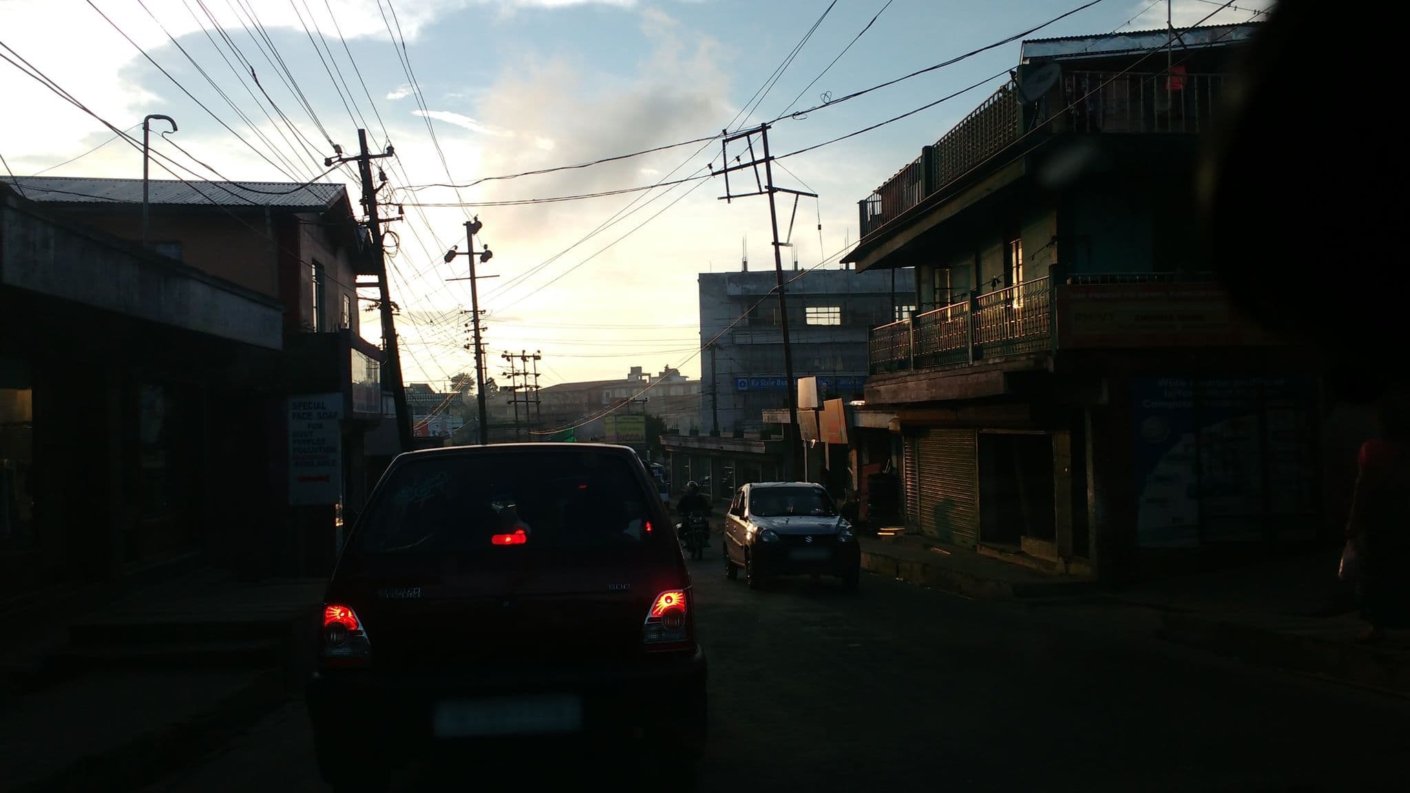 Street view near Stone Crest Homestay, Nongthymmai — © srividya (CC BY-SA · Mapillary)