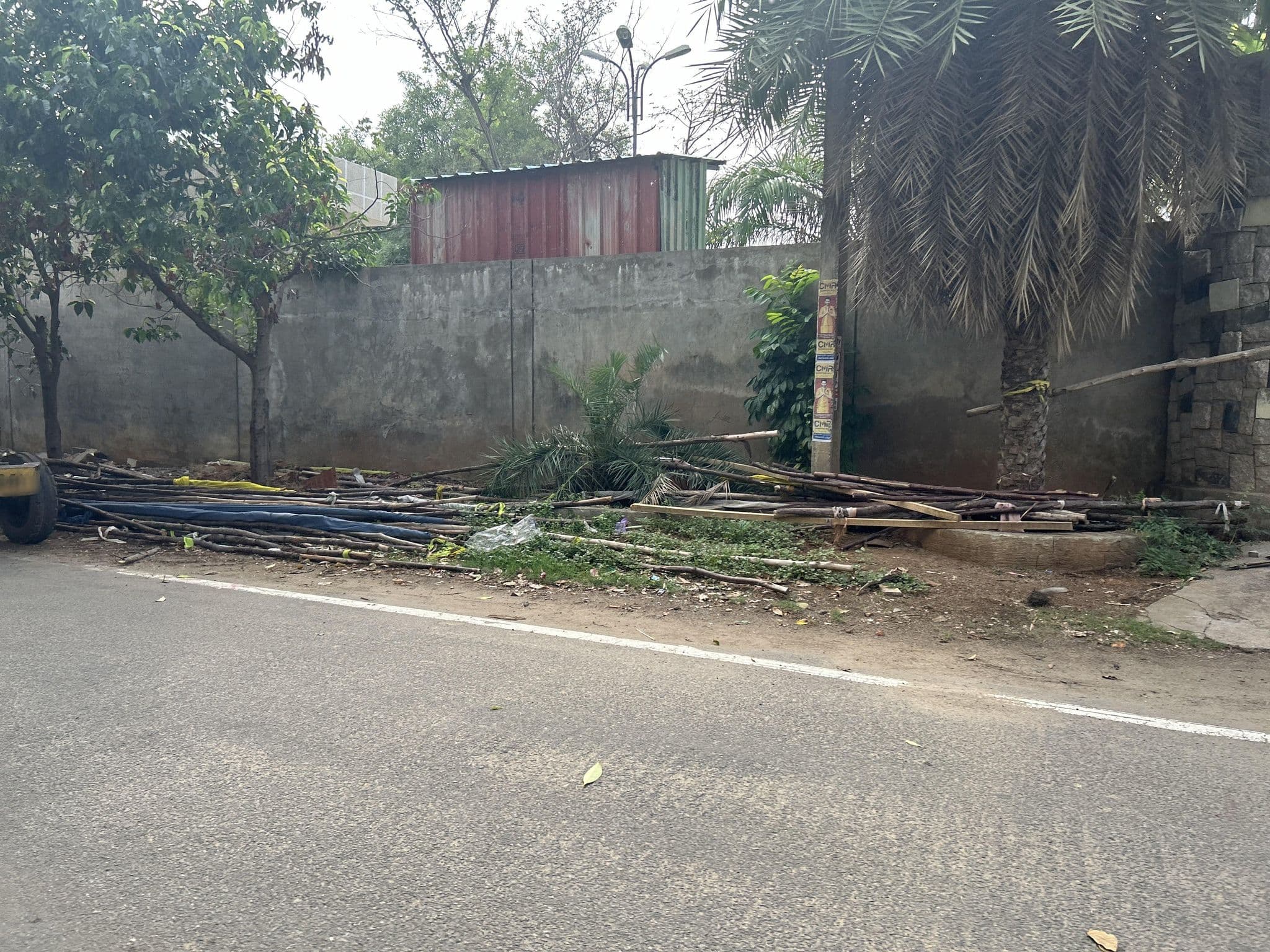Street view near hotel s park, Khammam — © Sahithchowdary (CC BY-SA · Mapillary)