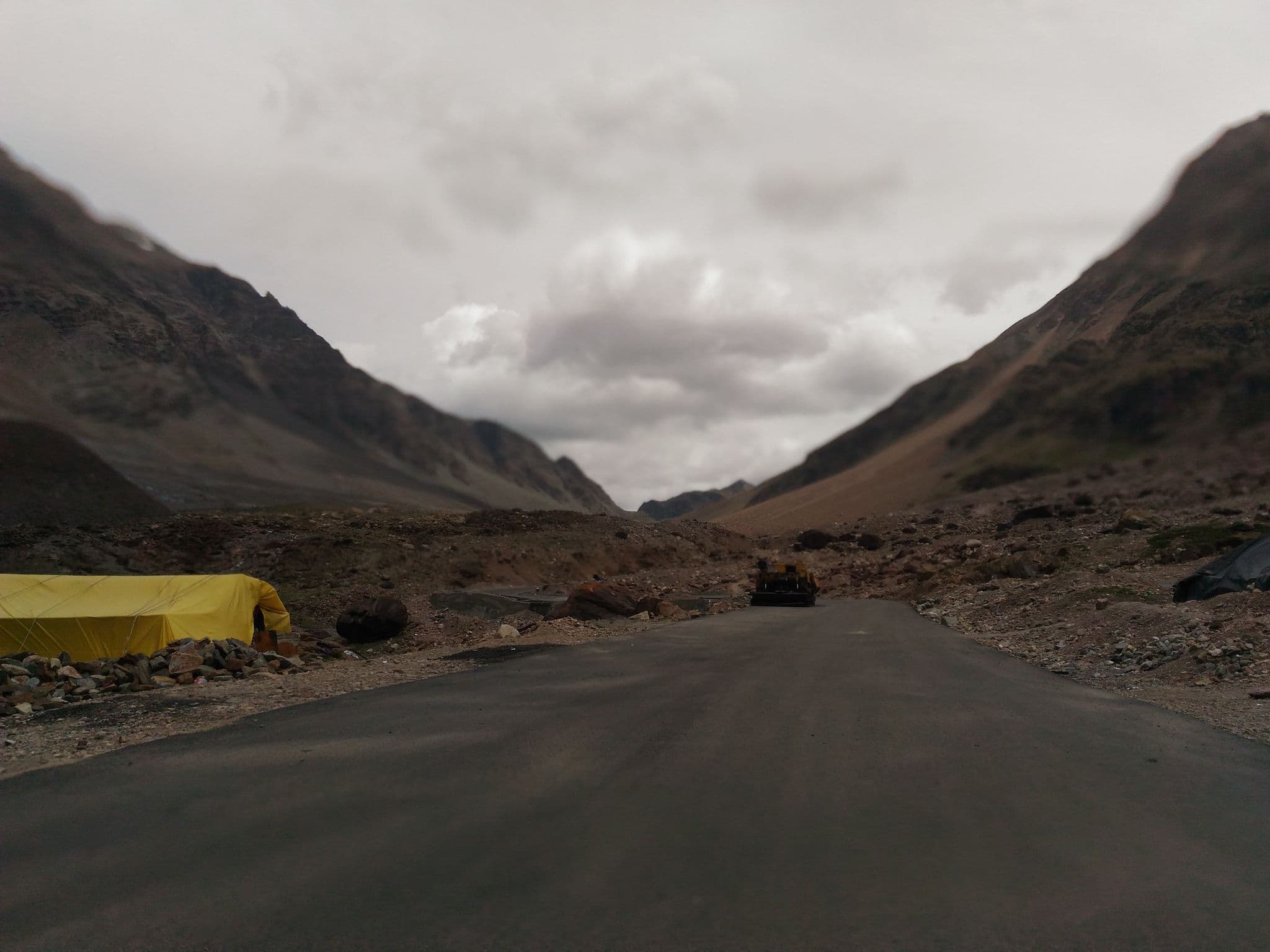 Street view near Food & bed (Dhaba), Kyelang — © srividya (CC BY-SA · Mapillary)