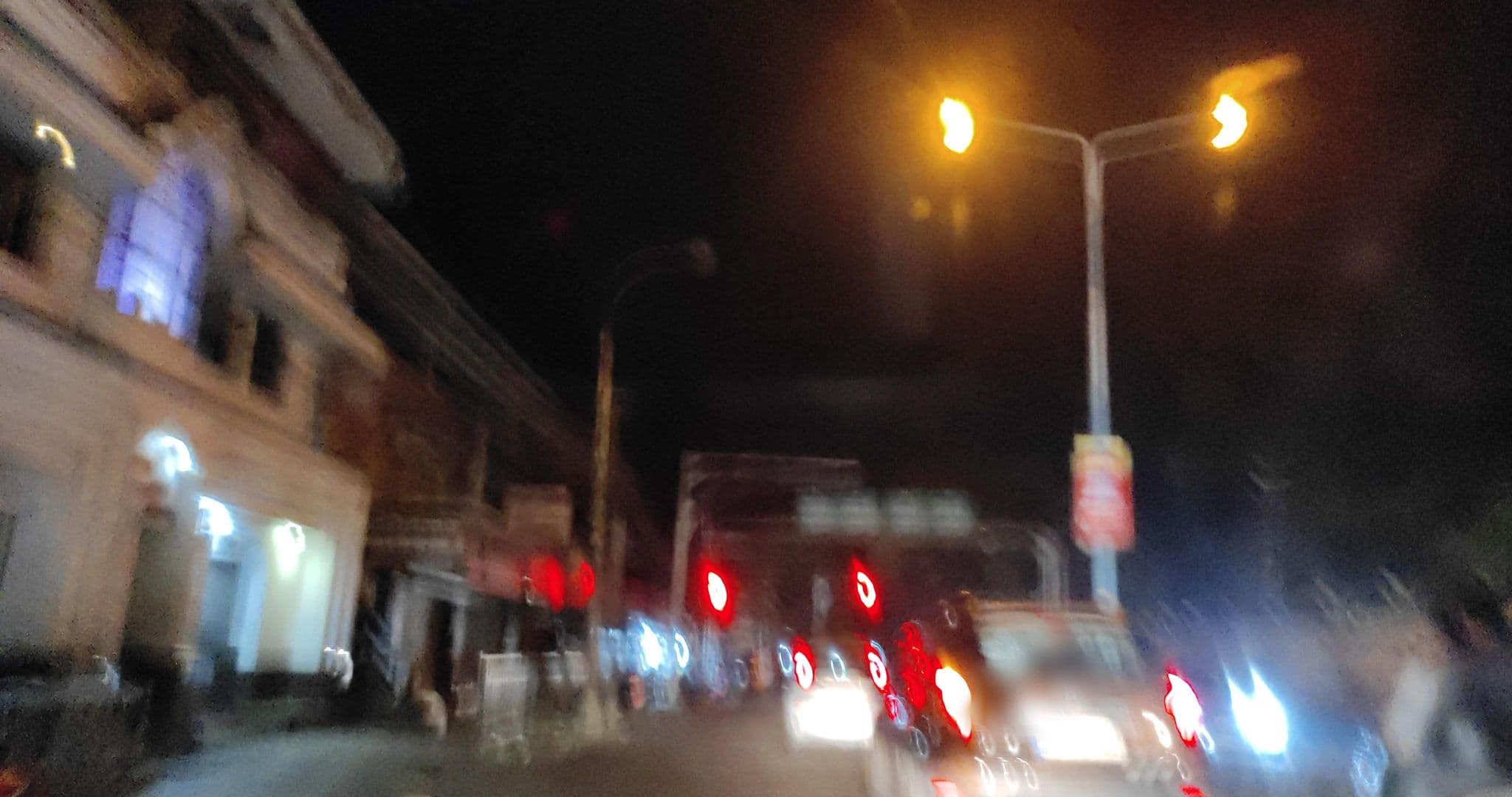 Street view near Hotel Yuvraj, Kanayannur