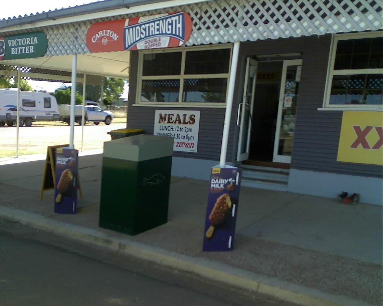 Street view near Golden West Hotel, Longreach — © bob3bob3 (CC BY-SA · Mapillary)