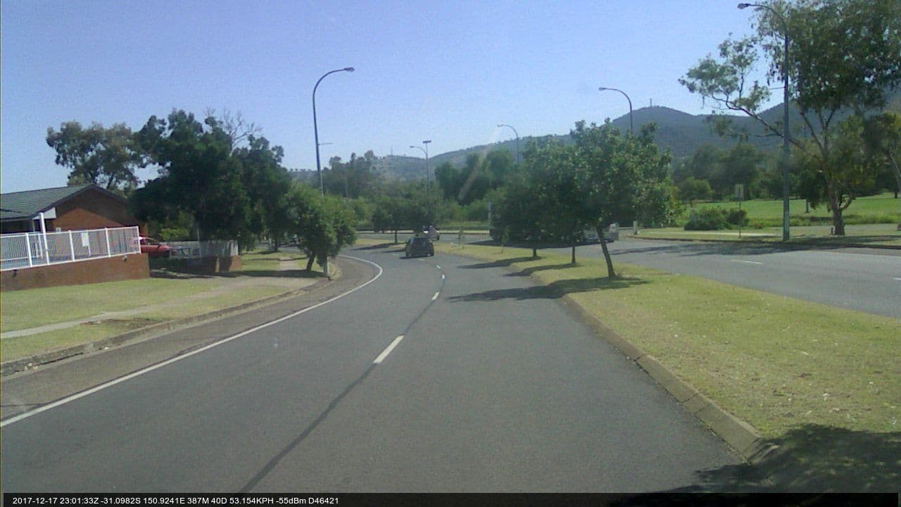 Street view near Roydons Motor Inn, Tamworth โ ยฉ bob3bob3 (CC BY-SA ยท Mapillary)