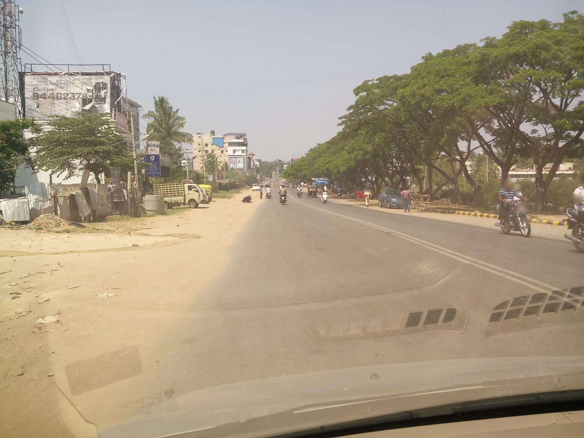 Street view near Hotel Shreevara, Hassan — © shravan91 (CC BY-SA · Mapillary)