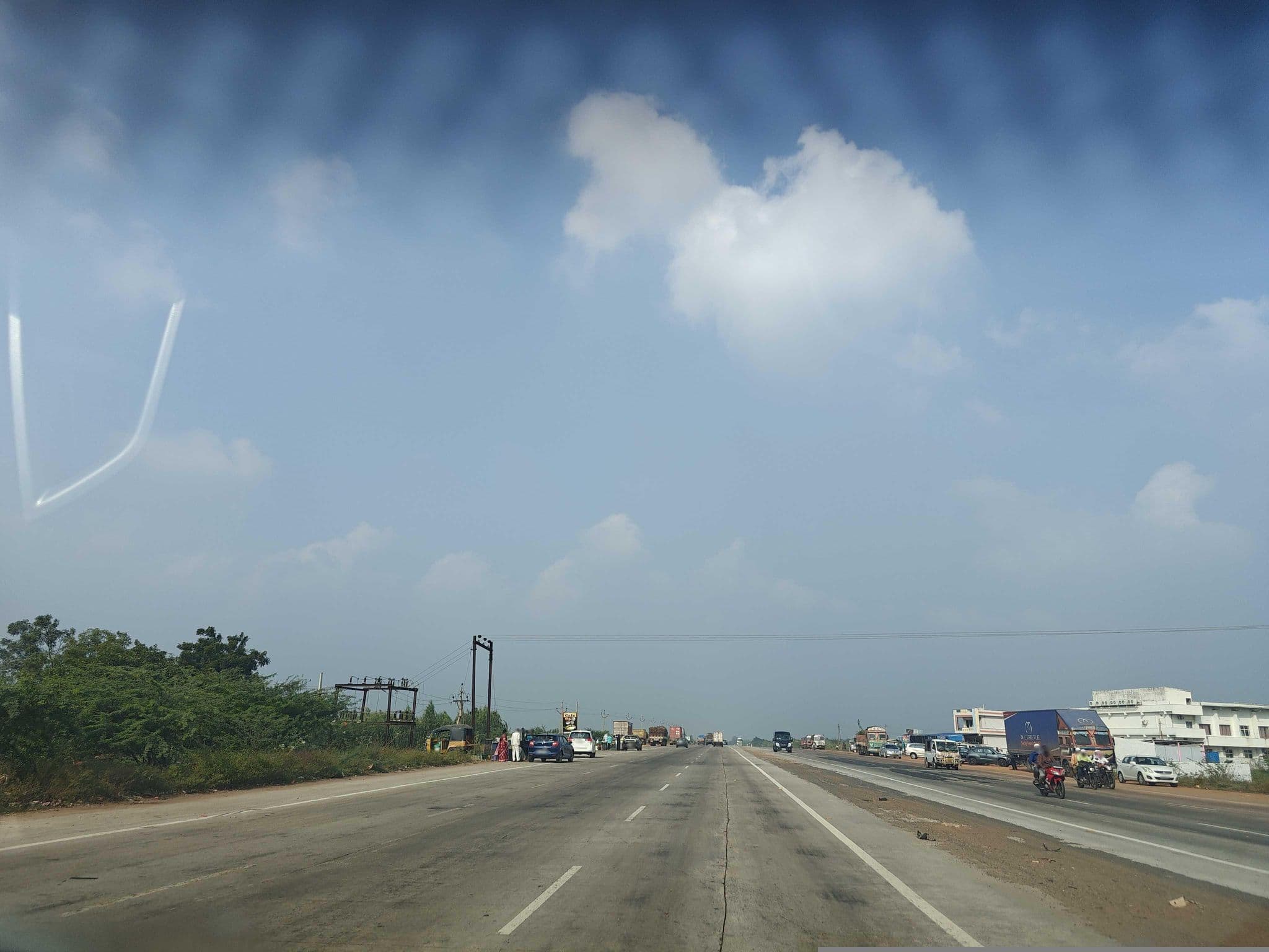 Street view near venkataeeswara guest rooms, Mūlaguntapādu — © Teja_Sai_Reddy (CC BY-SA · Mapillary)
