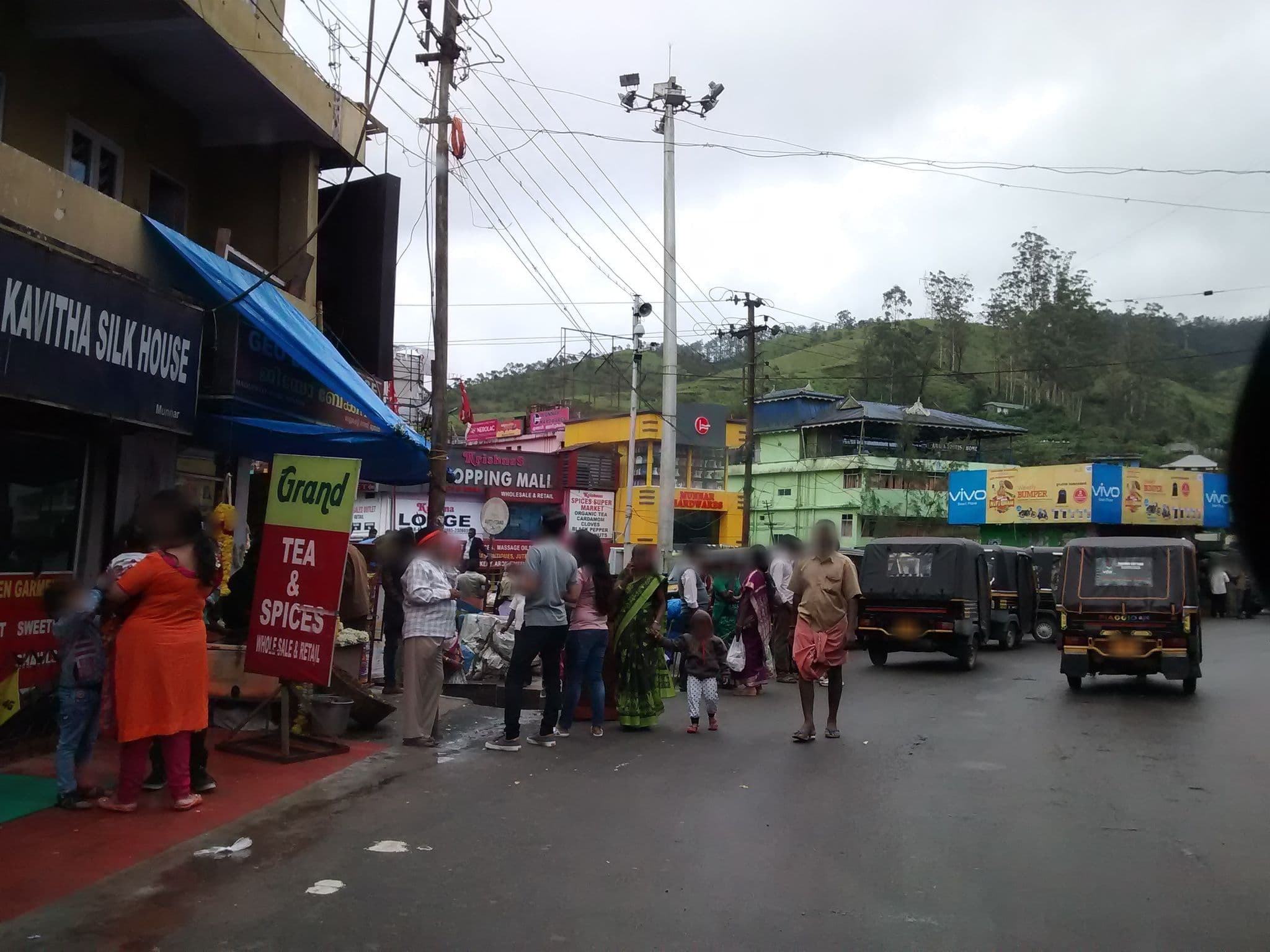 Street view near Hill Top, Munnar
