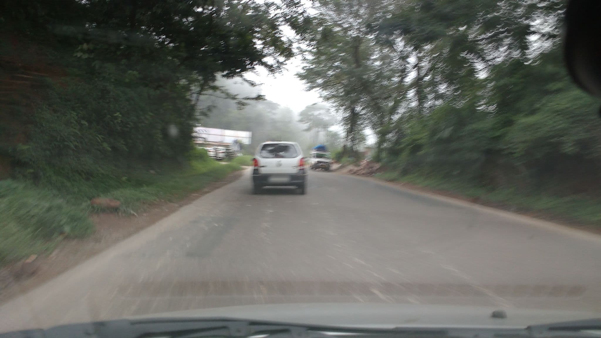 Street view near RJ Homestay, Mawlai-Mawïong — © yosr (CC BY-SA · Mapillary)