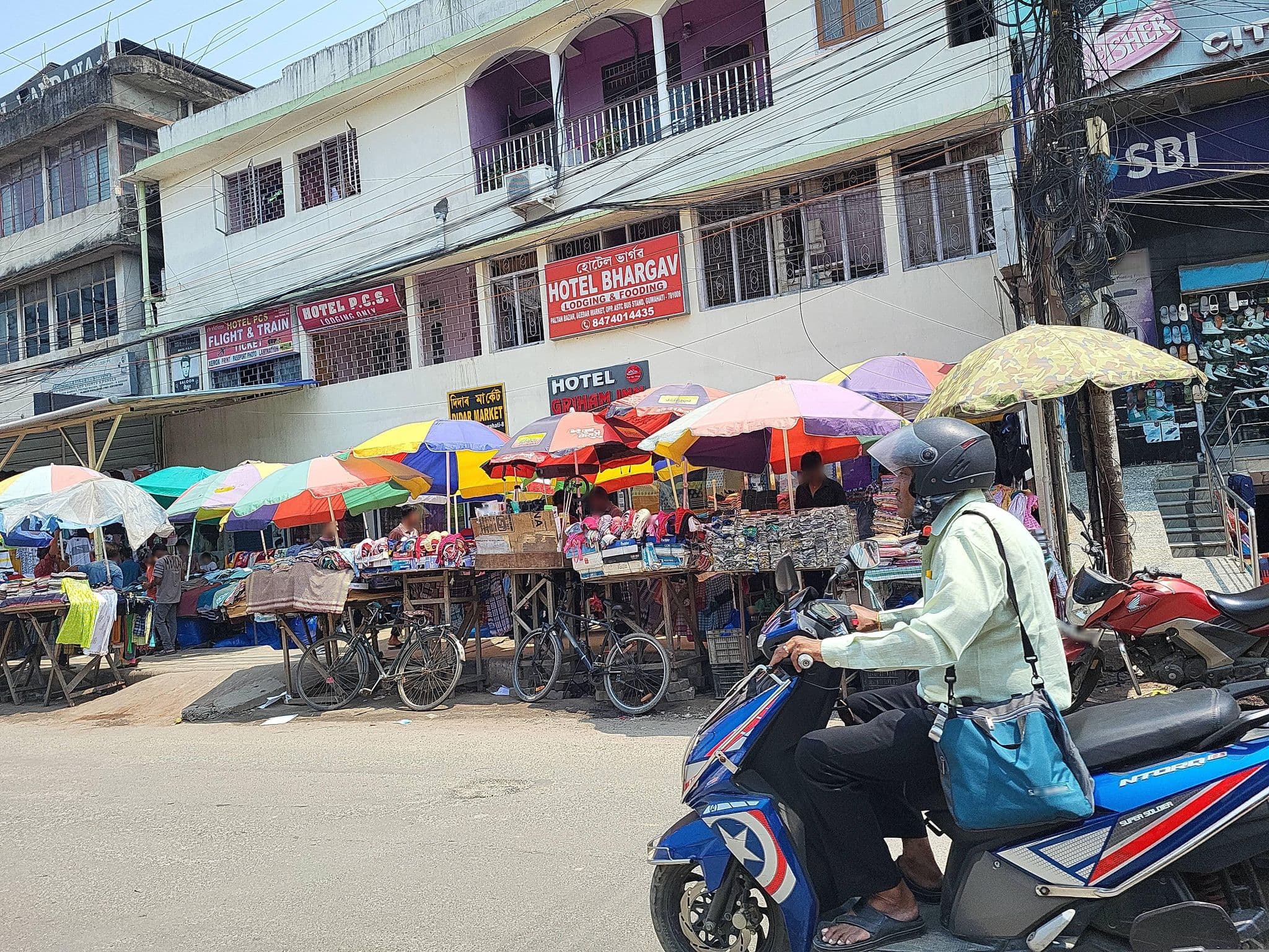 Street view near Hotel Bhargav, Guwahati