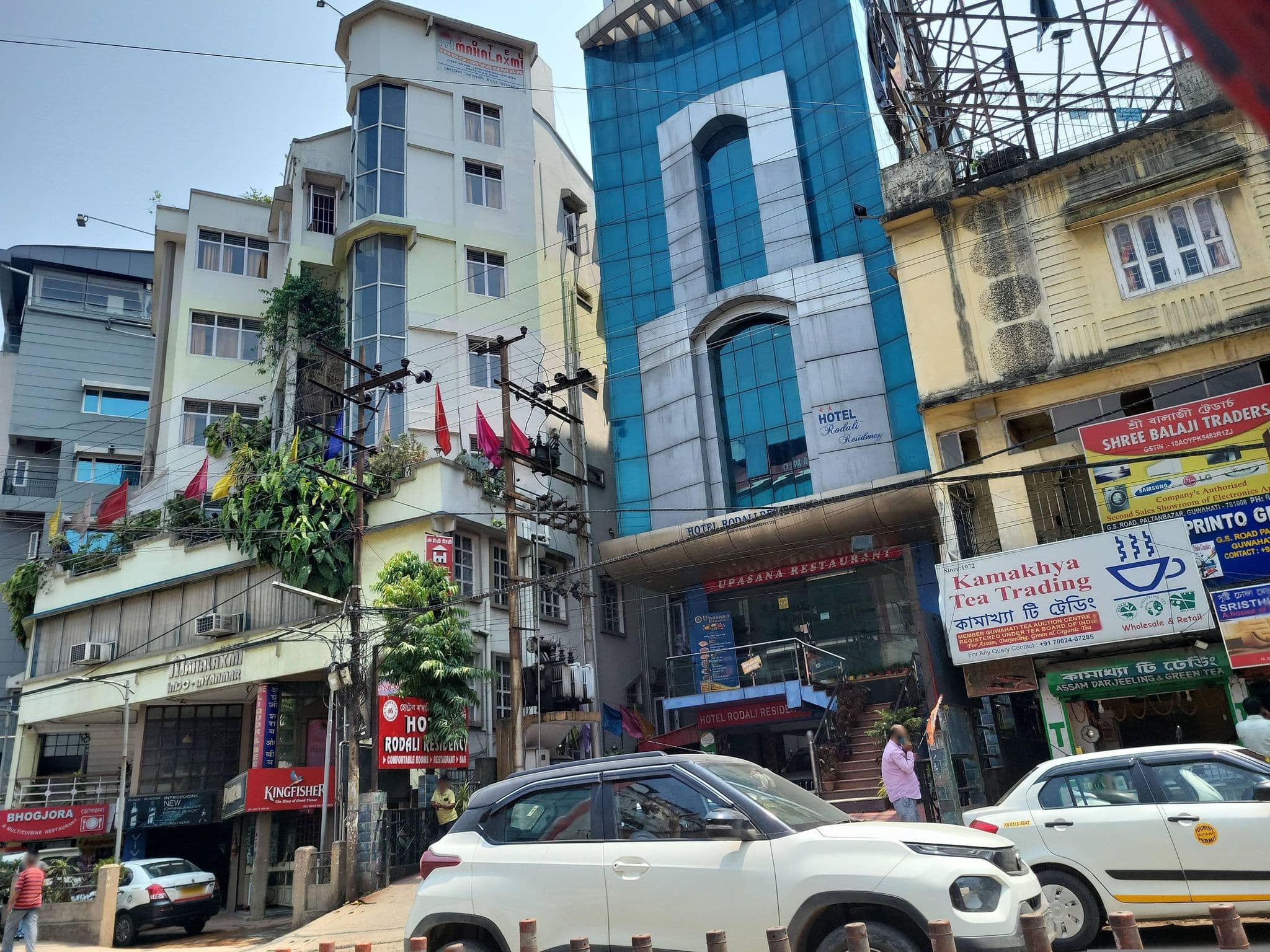 Street view near Hotel Trimury International, Guwahati
