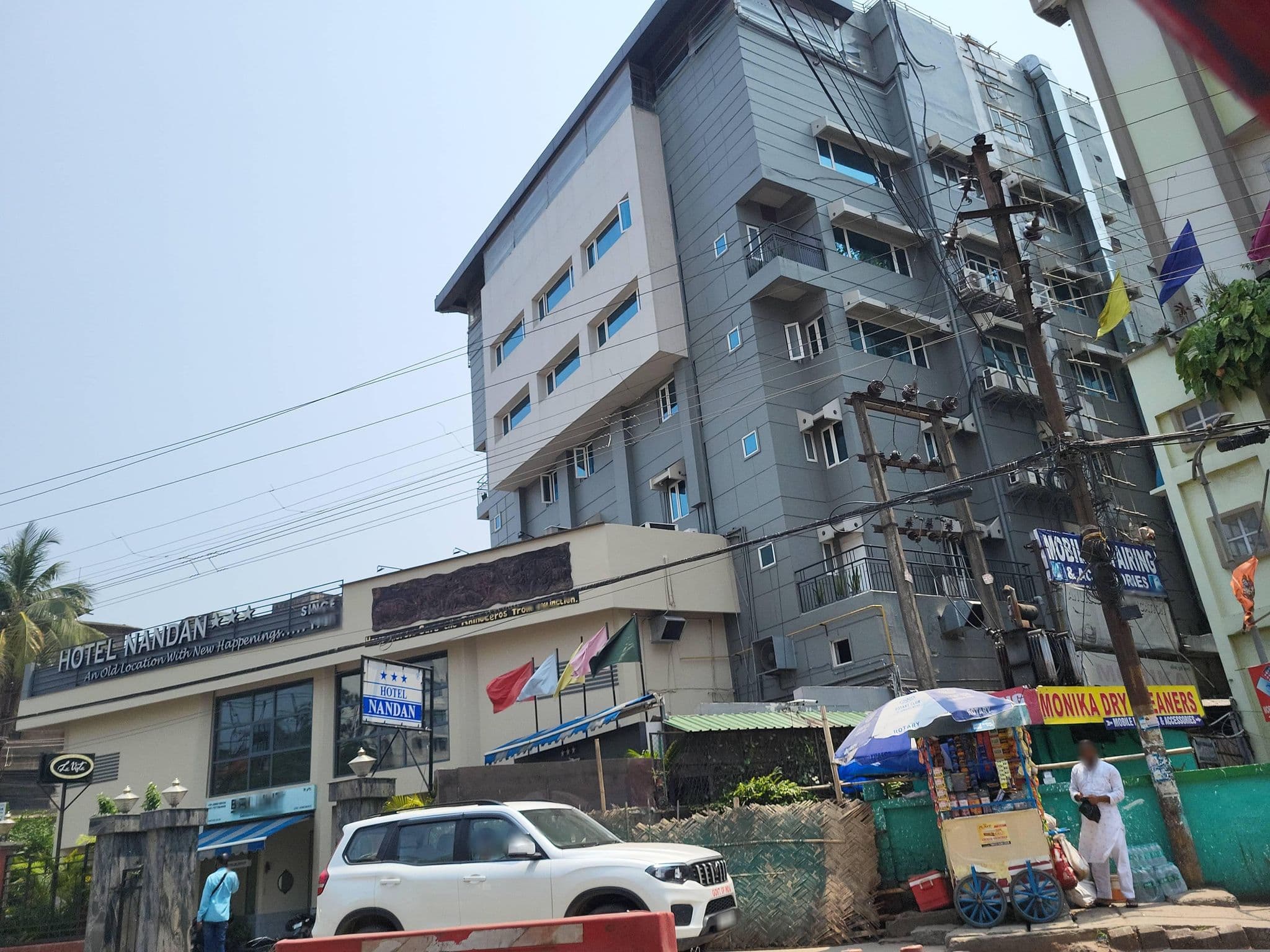 Street view near Hotel Mahalaxmi, Guwahati