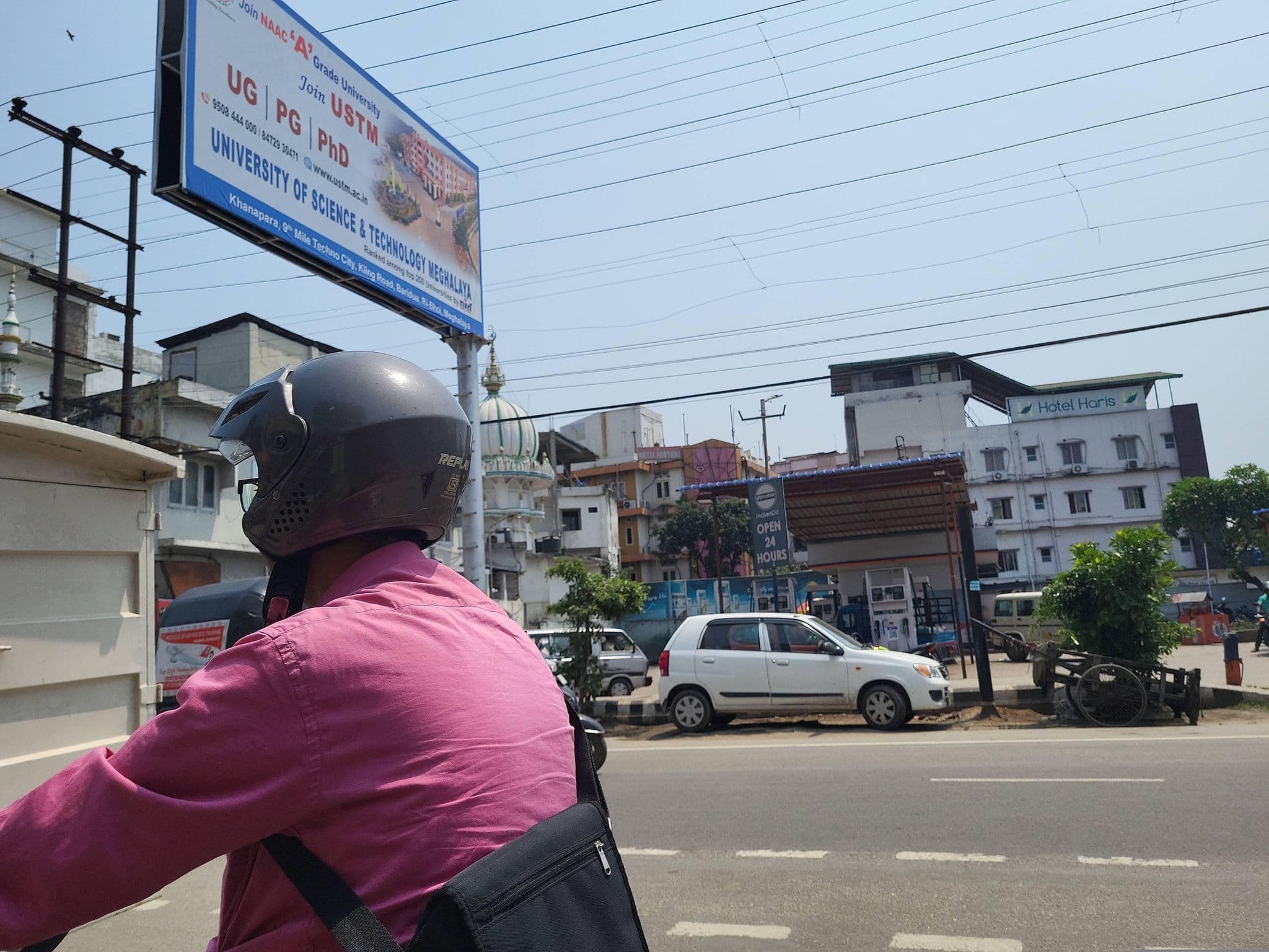 Street view near Hotel Haris, Guwahati