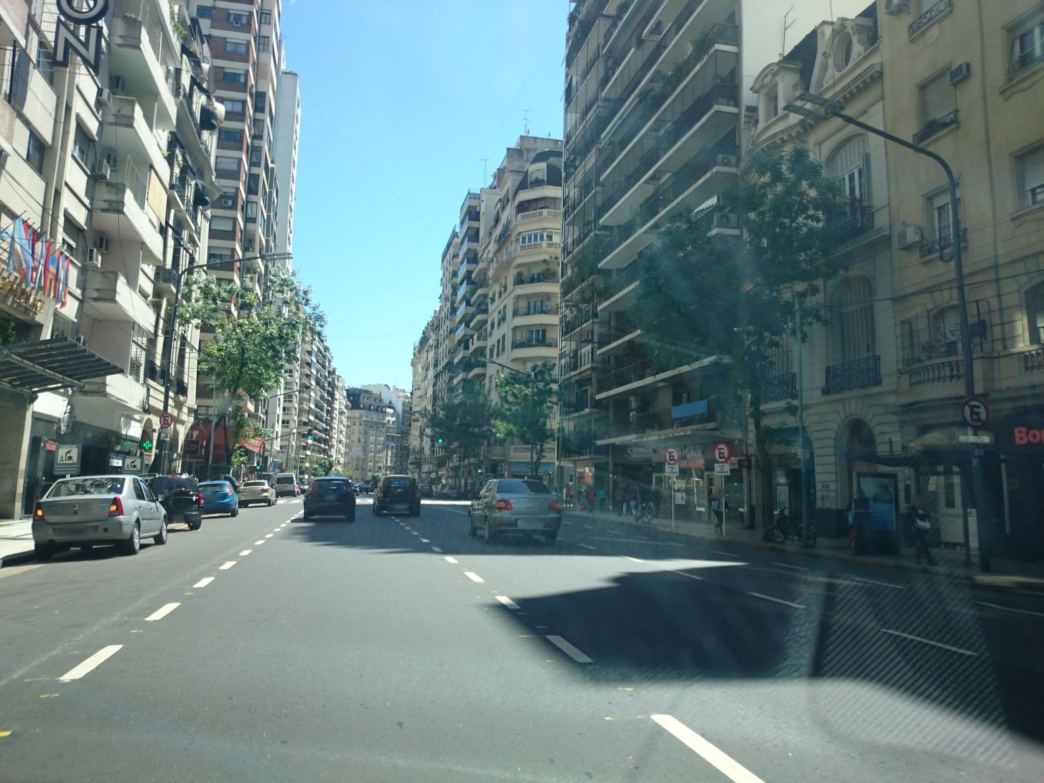 Street view near Wilton Palace, Retiro — © peterneubauer (CC BY-SA · Mapillary)