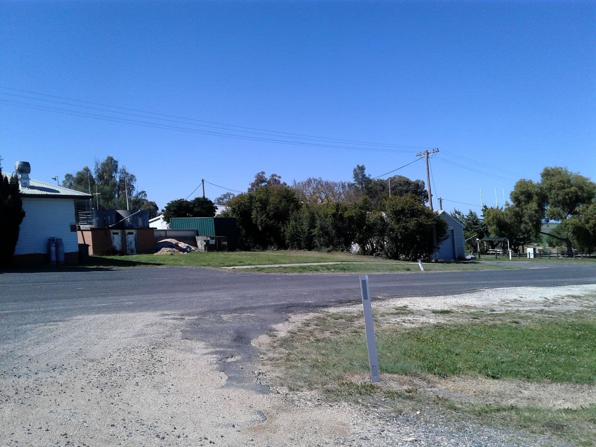 Street view near Delungra Hotel, Warialda — © bob3bob3 (CC BY-SA · Mapillary)