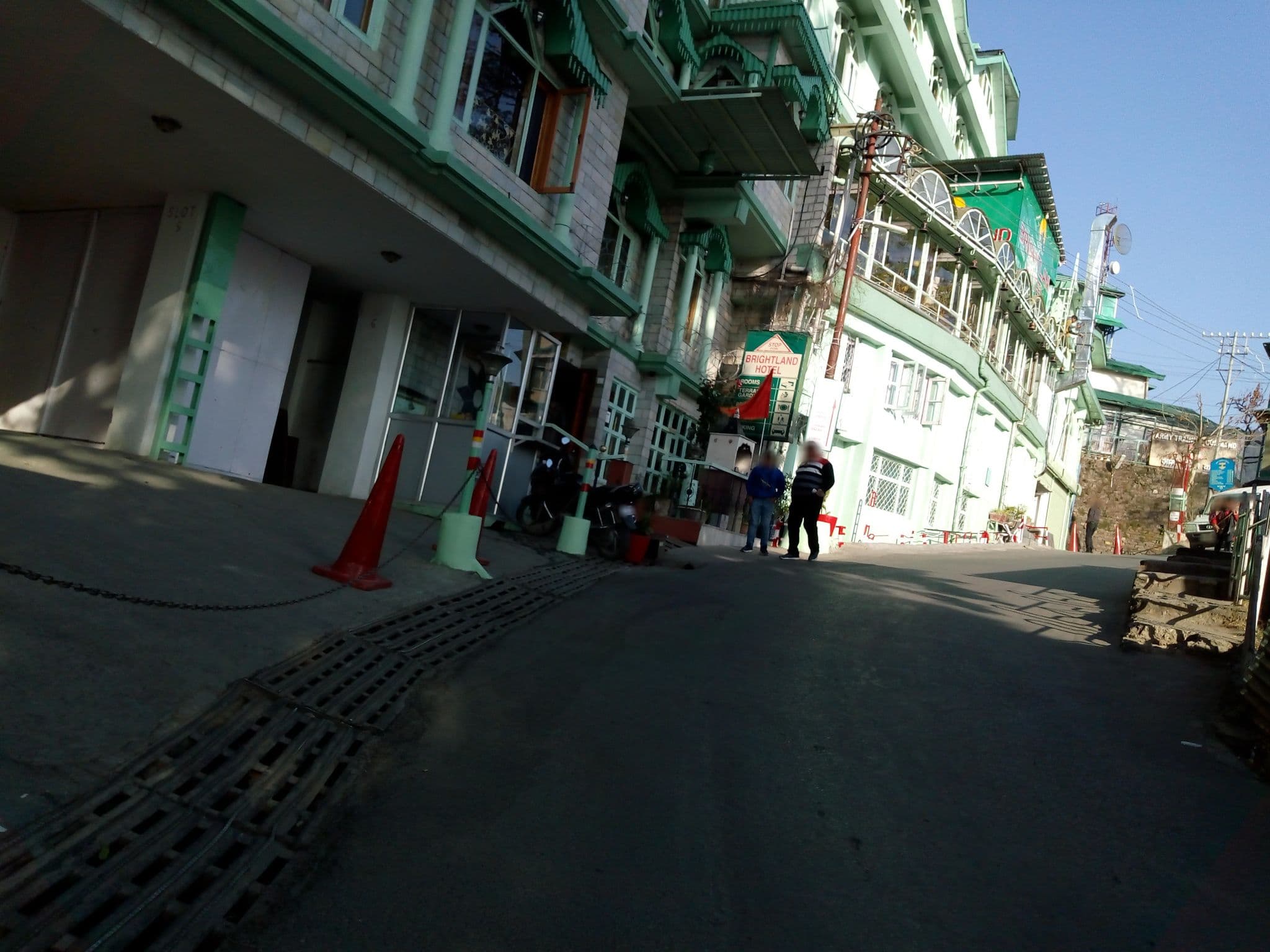 Street view near Brightland Hotel, Shimla — © natarajakaveeti (CC BY-SA · Mapillary)