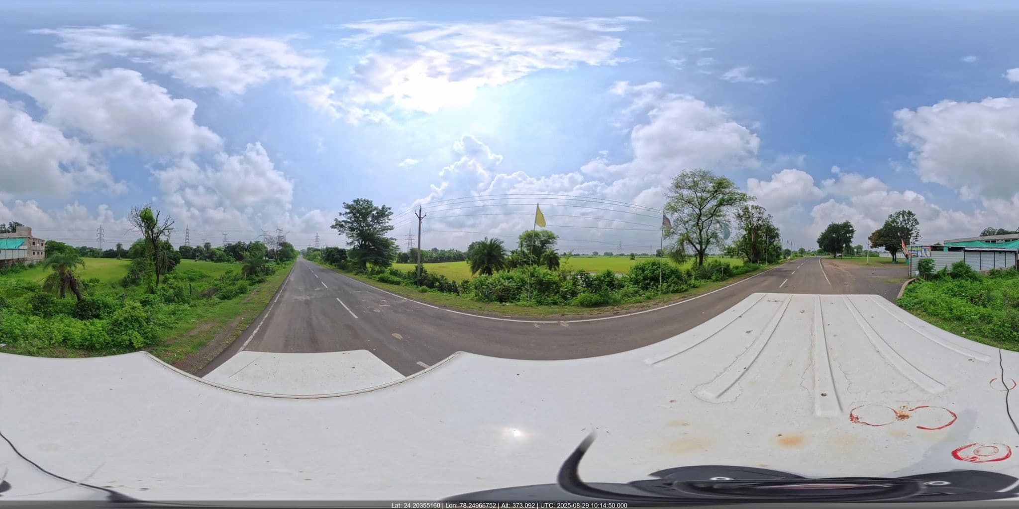 Street view near Rajmahal Place & Restaurant, Etāwa — © snranjan (CC BY-SA · Mapillary)