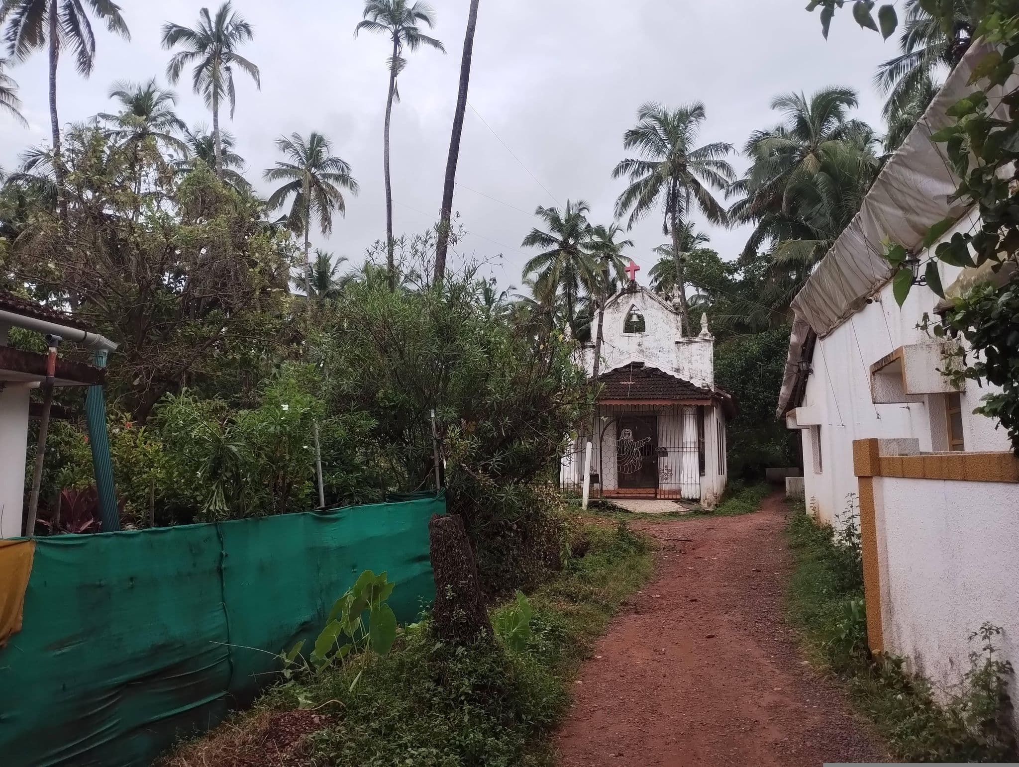 Street view near Craft Hostel, Anjuna — © fn1 (CC BY-SA · Mapillary)