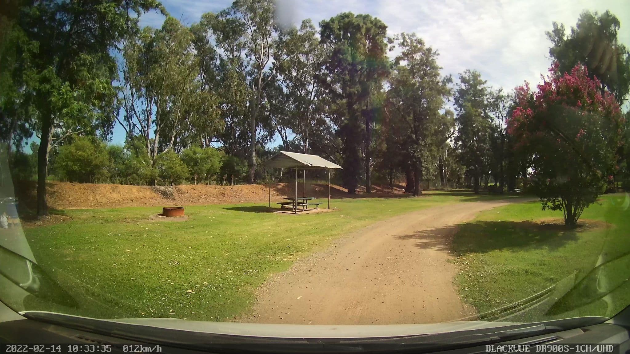 Street view near Jemalong Weir Park, Forbes — © bob3bob3 (CC BY-SA · Mapillary)