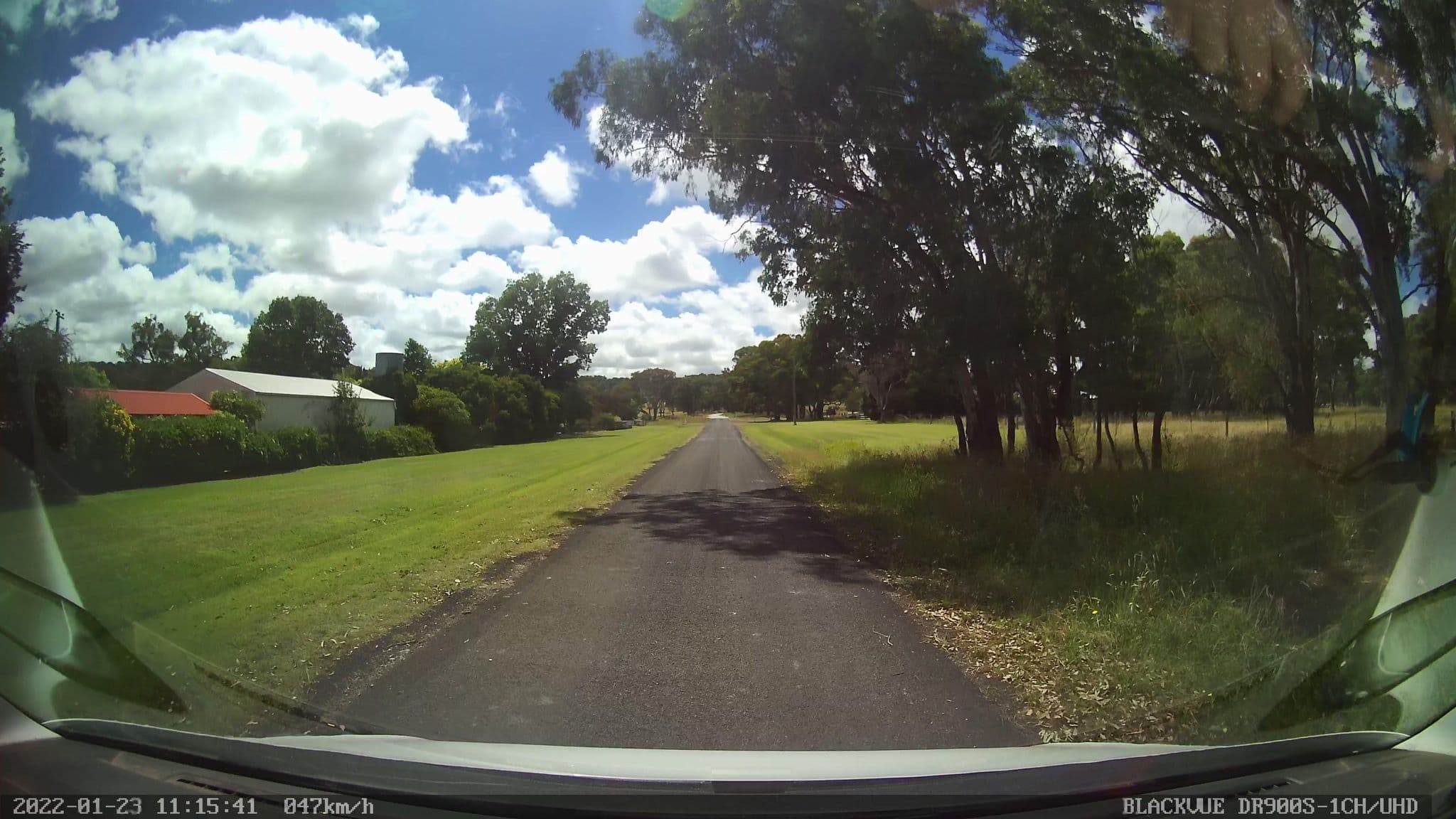 Street view near Uncle Billy's Retreat, Guyra — © bob3bob3 (CC BY-SA · Mapillary)