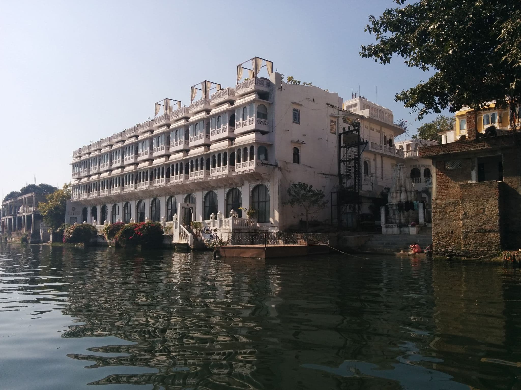 Street view near Lake Pichola, Udaipur — © sashazykov (CC BY-SA · Mapillary)