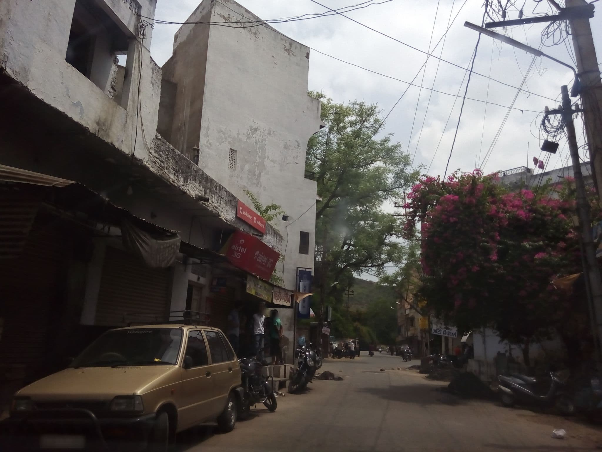 Street view near Rupamani Palace, Udaipur