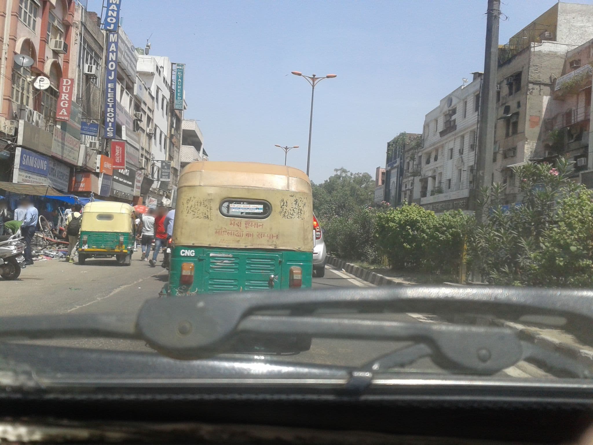 Street view near Rang Mahal Hotel, Delhi — © srividya (CC BY-SA · Mapillary)
