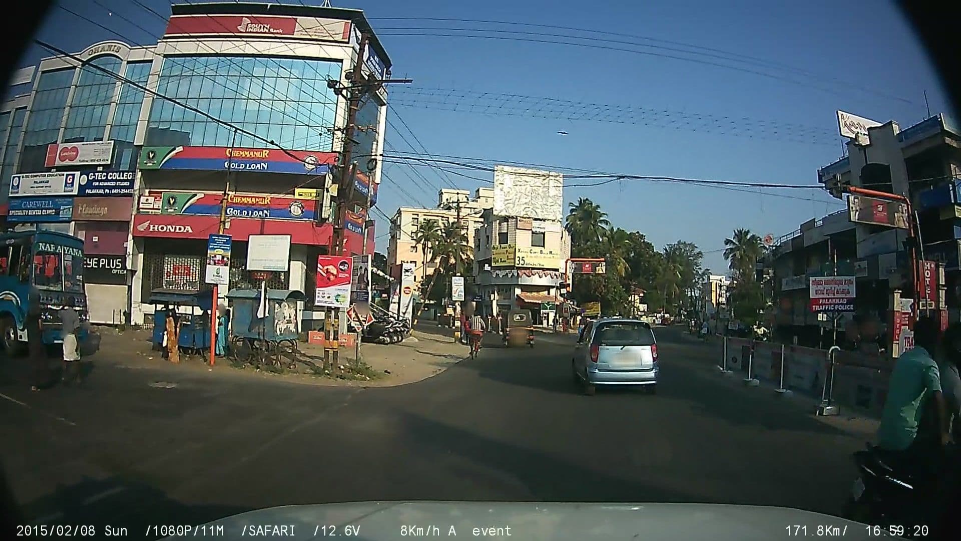 Street view near Stayon Hotels, Palakkad — © johnichan (CC BY-SA · Mapillary)