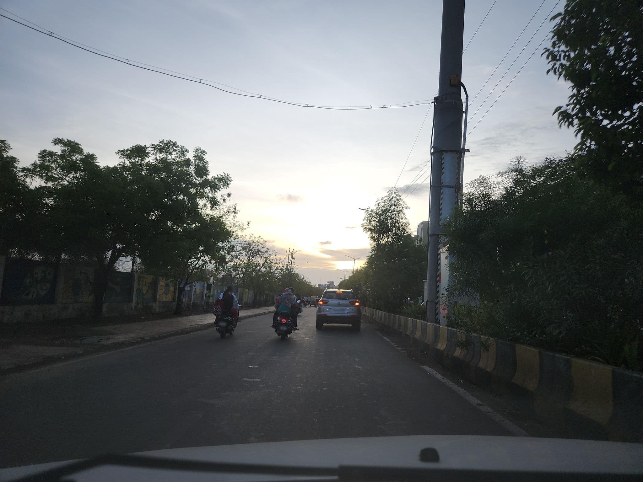 Street view near Sarovar Portico, Bhavnagar — © upendrakumar (CC BY-SA · Mapillary)
