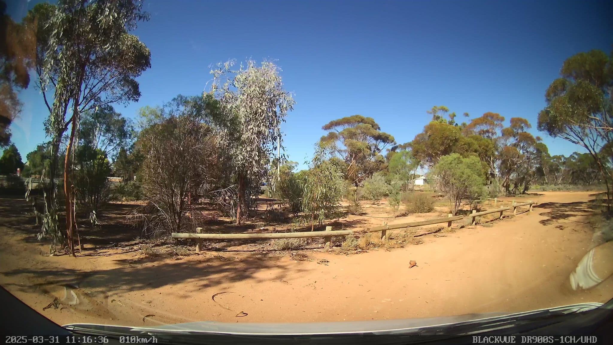 Street view near Werrimull Campground, Wentworth — © bob3bob3 (CC BY-SA · Mapillary)