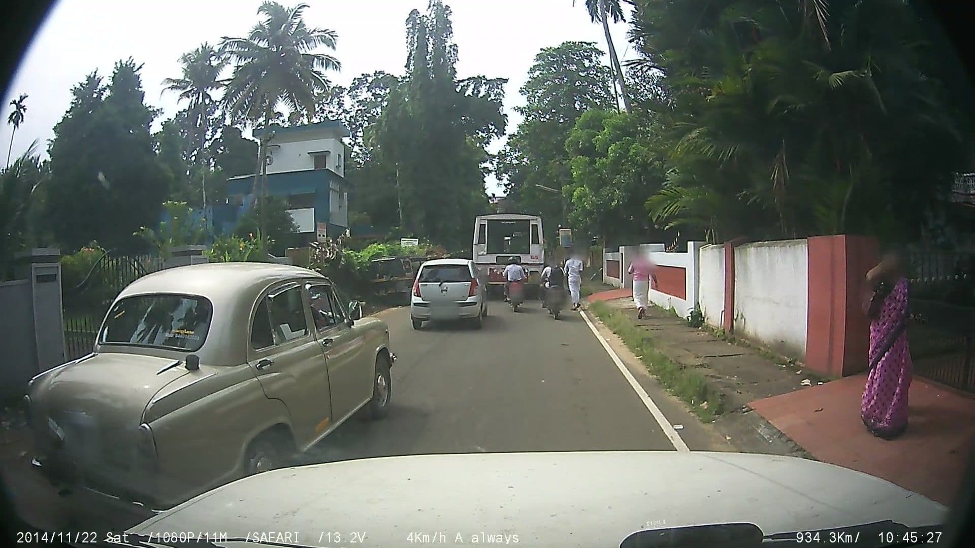 Street view near IDFix Orchid, Mūvattupula — © johnichan (CC BY-SA · Mapillary)