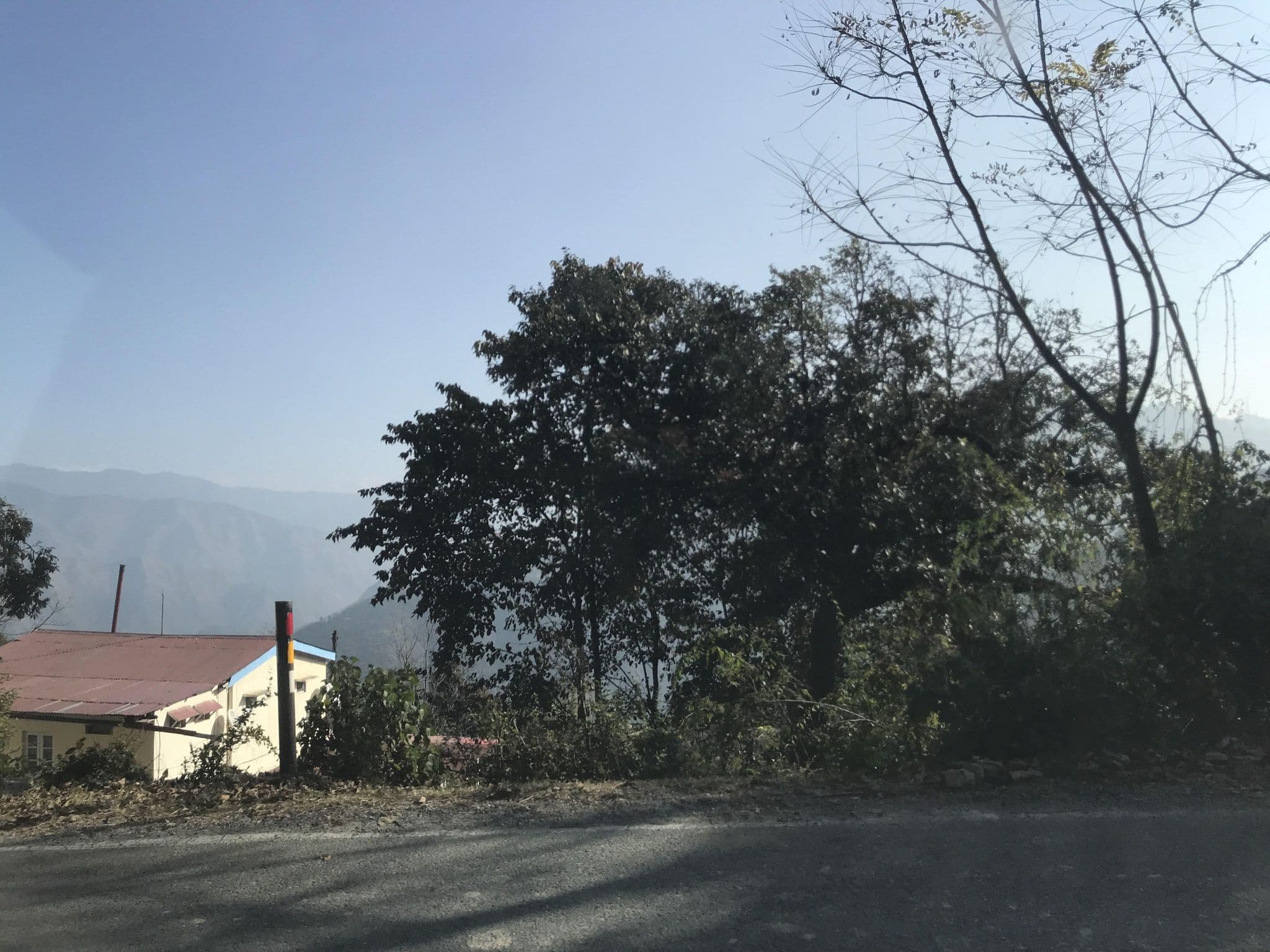 Street view near Ananta Prana Glamping Resort Hotel in Mussoorie, Mussoorie — © miguel_andrade (CC BY-SA · Mapillary)