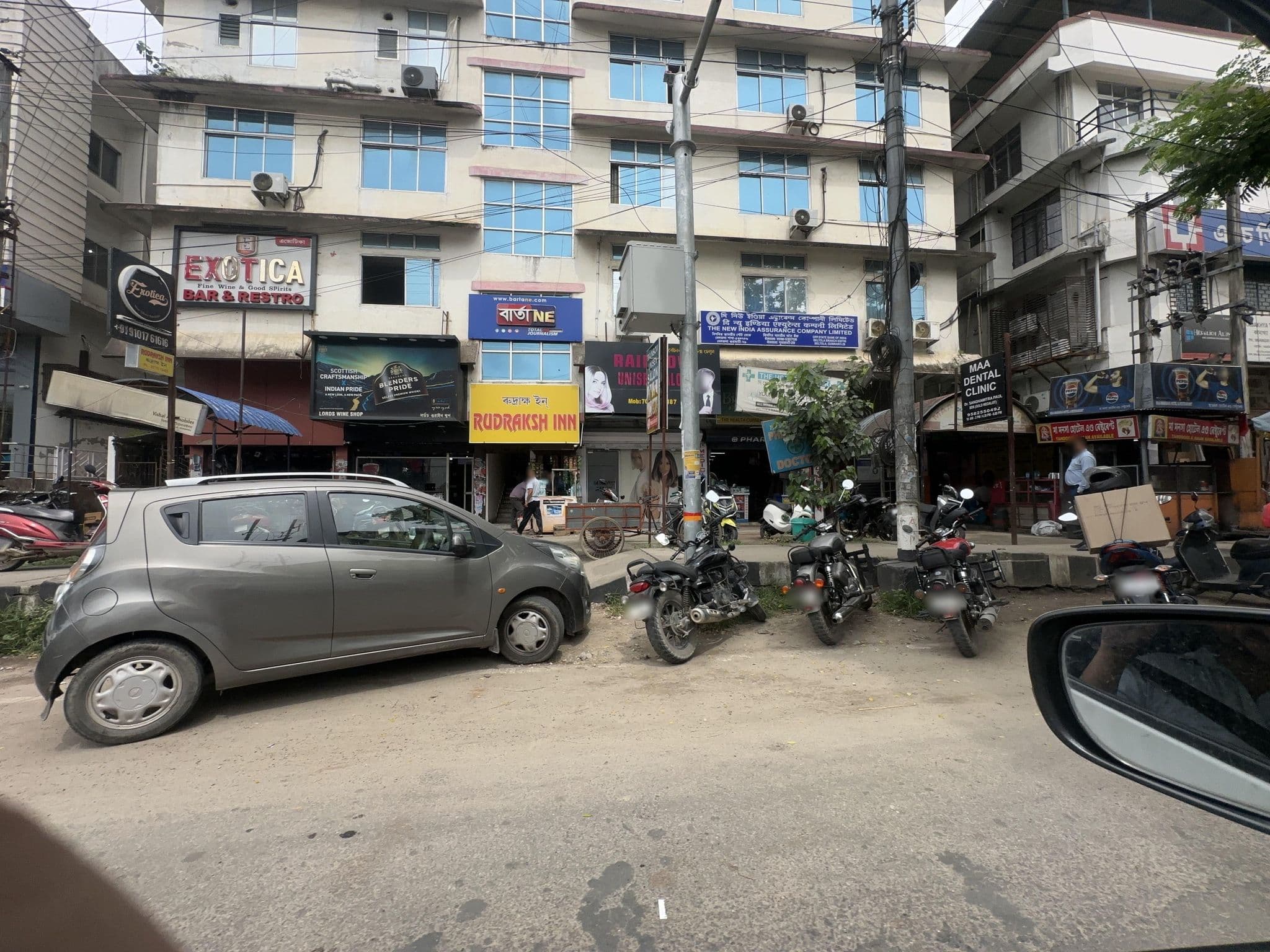 Street view near rudrakhsh inn, Dispur — © manav123 (CC BY-SA · Mapillary)