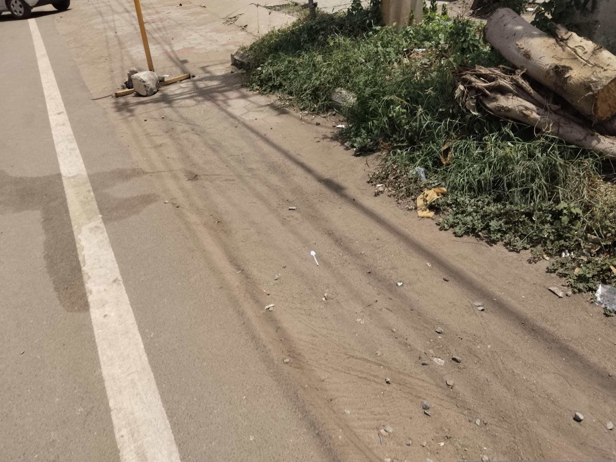 Street view near Savithas luxury hotel, Rāmavarappādu — © Deepika_3 (CC BY-SA · Mapillary)
