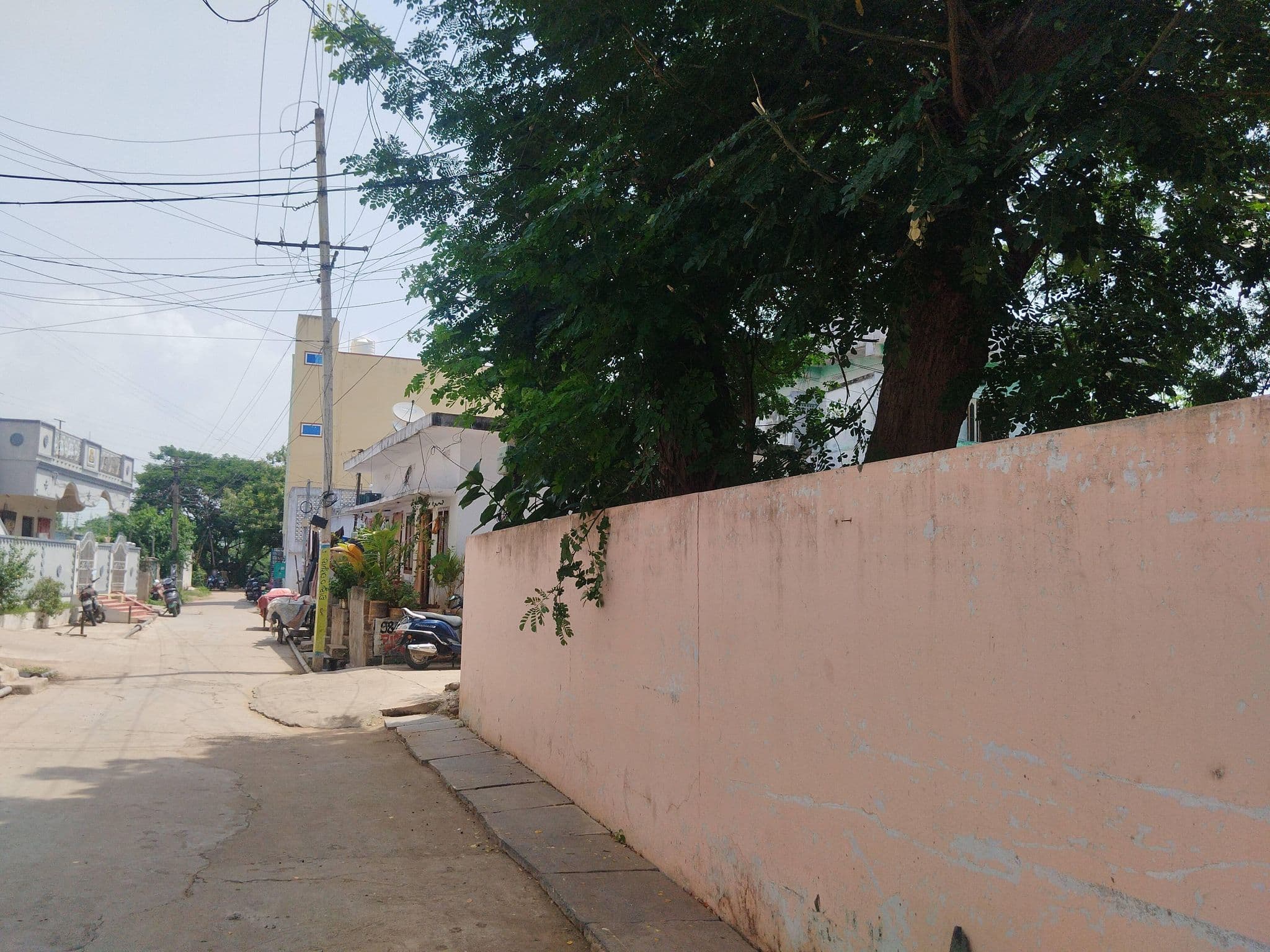 Street view near Home, Kānūru — © Navyasri546 (CC BY-SA · Mapillary)