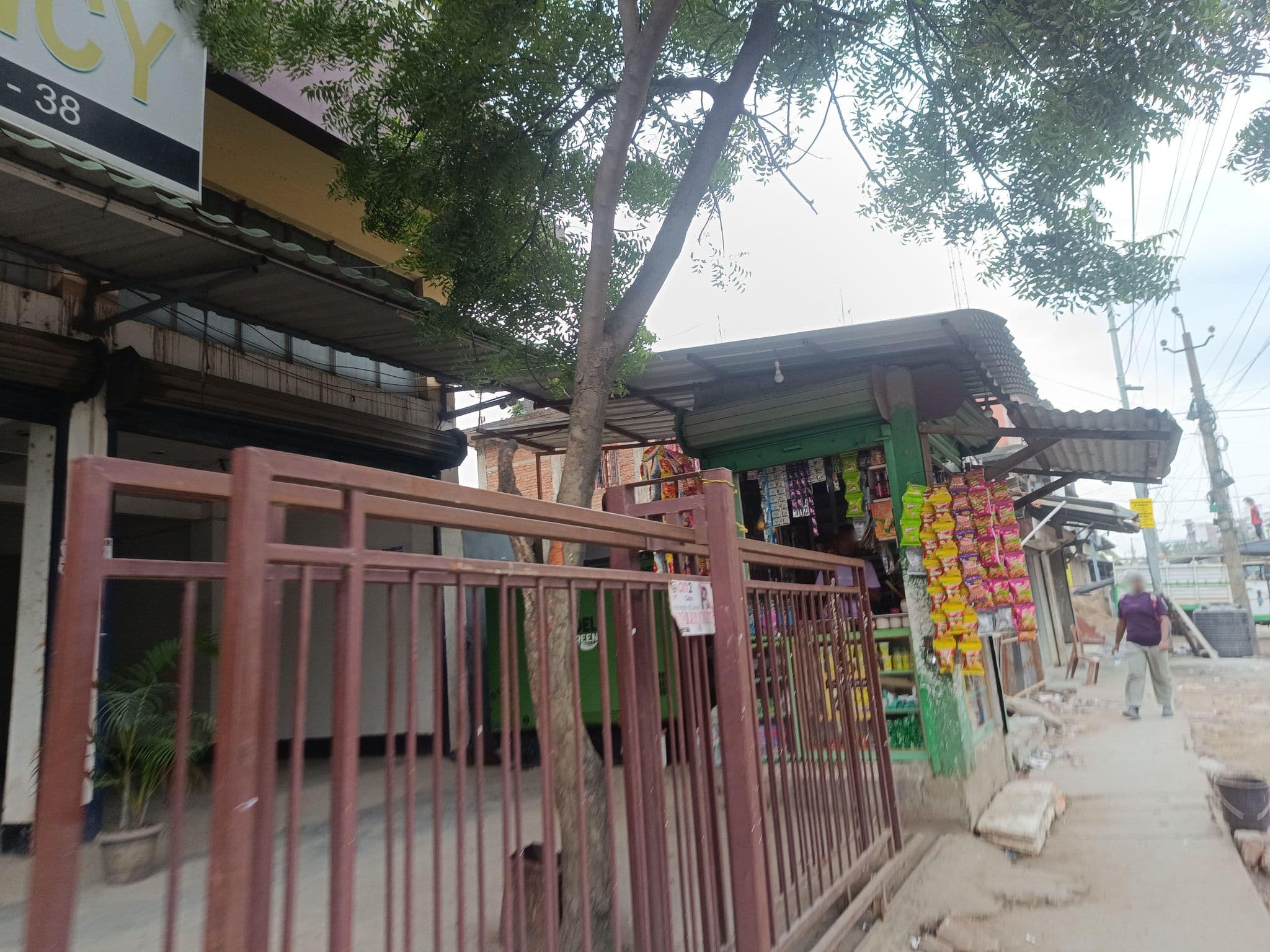 Street view near Alam Homoeo Clinic, Dispur — © aasthak (CC BY-SA · Mapillary)