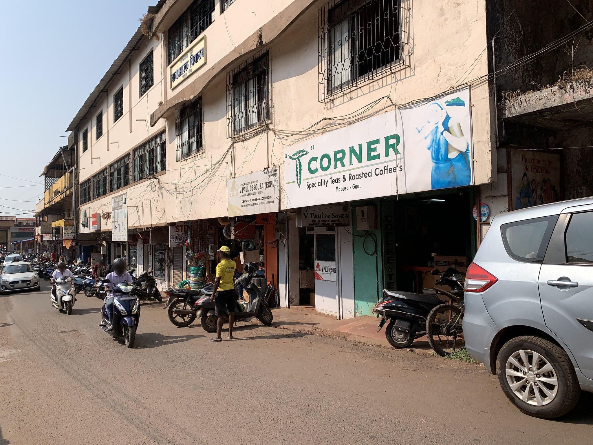 Street view near Janki Shankar Lodge, Mapusa — © planemad (CC BY-SA · Mapillary)