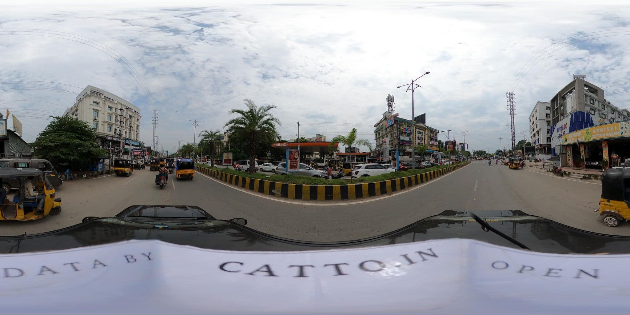 Street view near Woodland Hotel, Vizianagaram — © Catto (CC BY-SA · Mapillary)