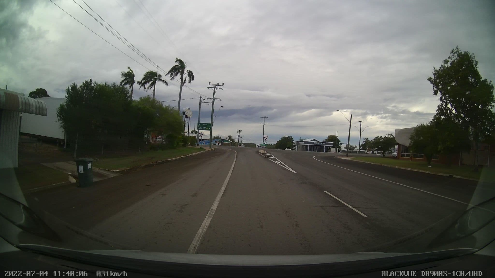 Street view near Entrikens Pioneer Motel, Hughenden — © bob3bob3 (CC BY-SA · Mapillary)
