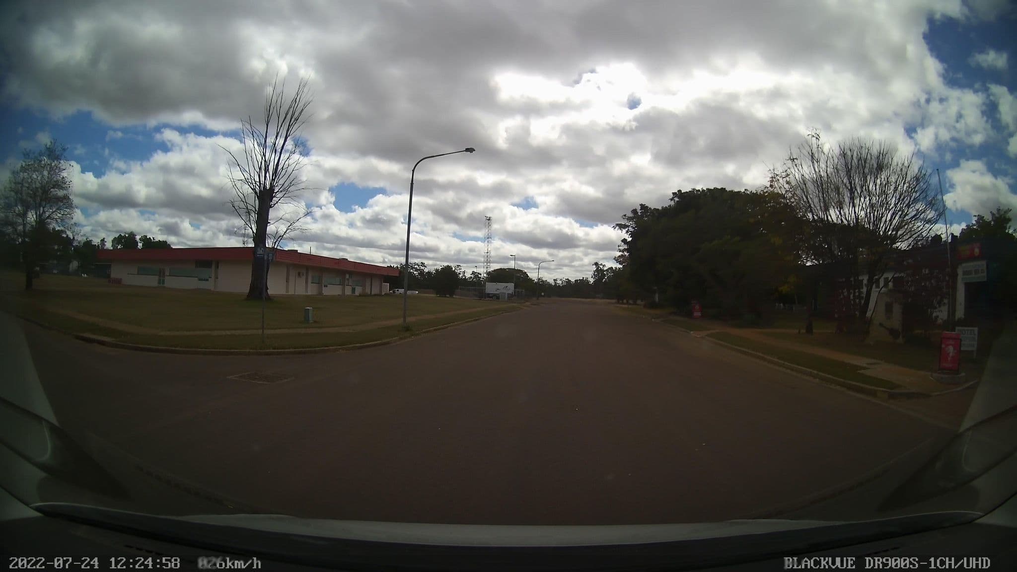 Street view near Three Rivers Hotel, Ingham — © bob3bob3 (CC BY-SA · Mapillary)