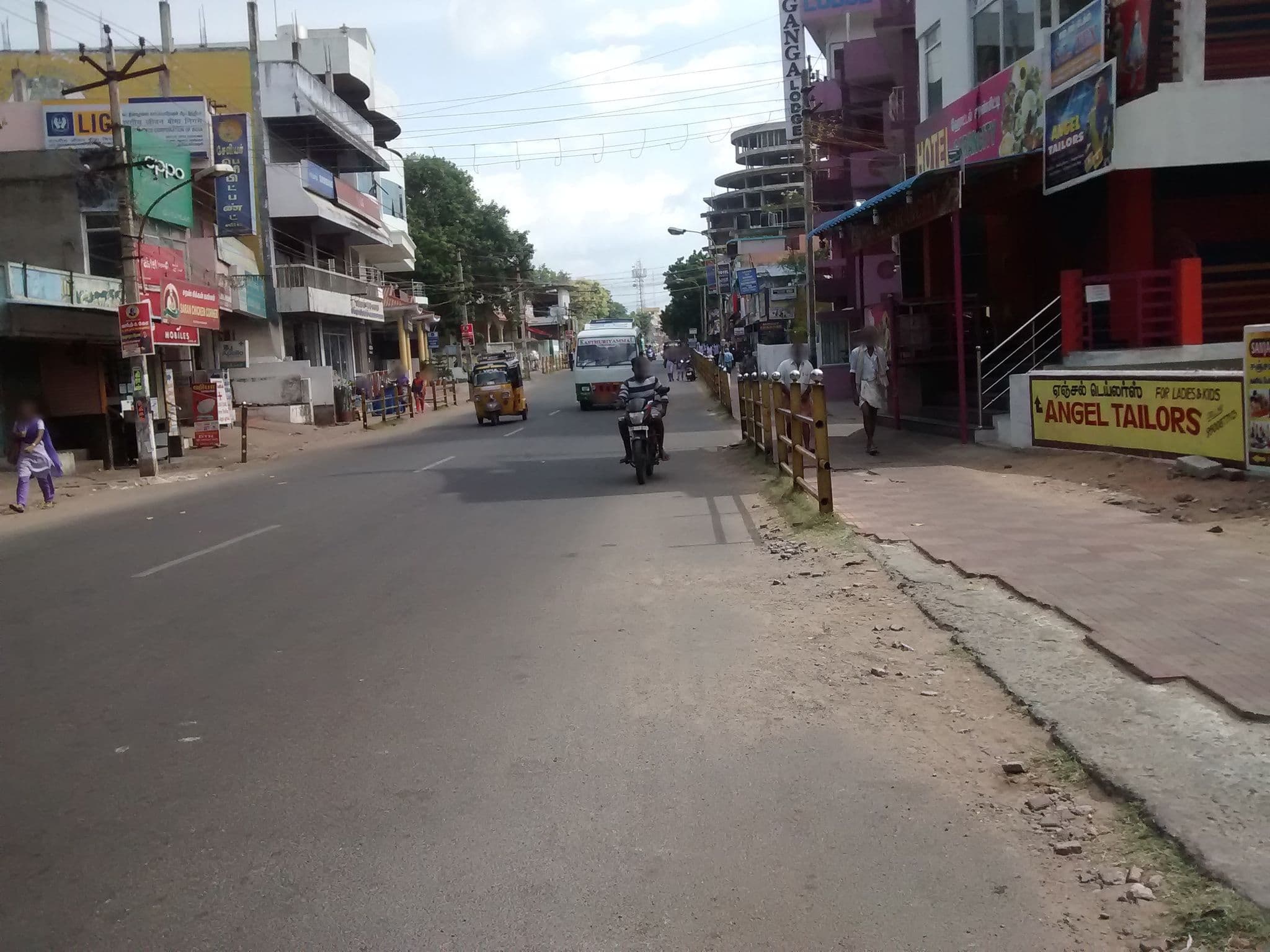 Street view near Ganga annexe, Kanniyākumāri — © chethan (CC BY-SA · Mapillary)