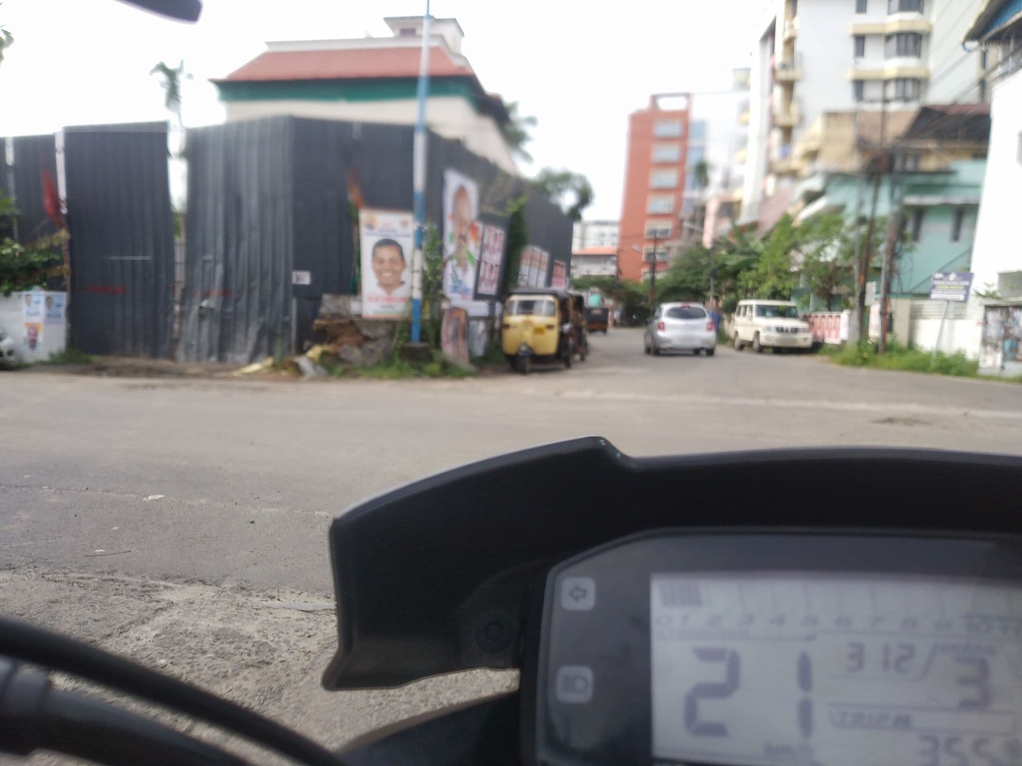 Street view near Royal Casa Cochin, Kanayannur
