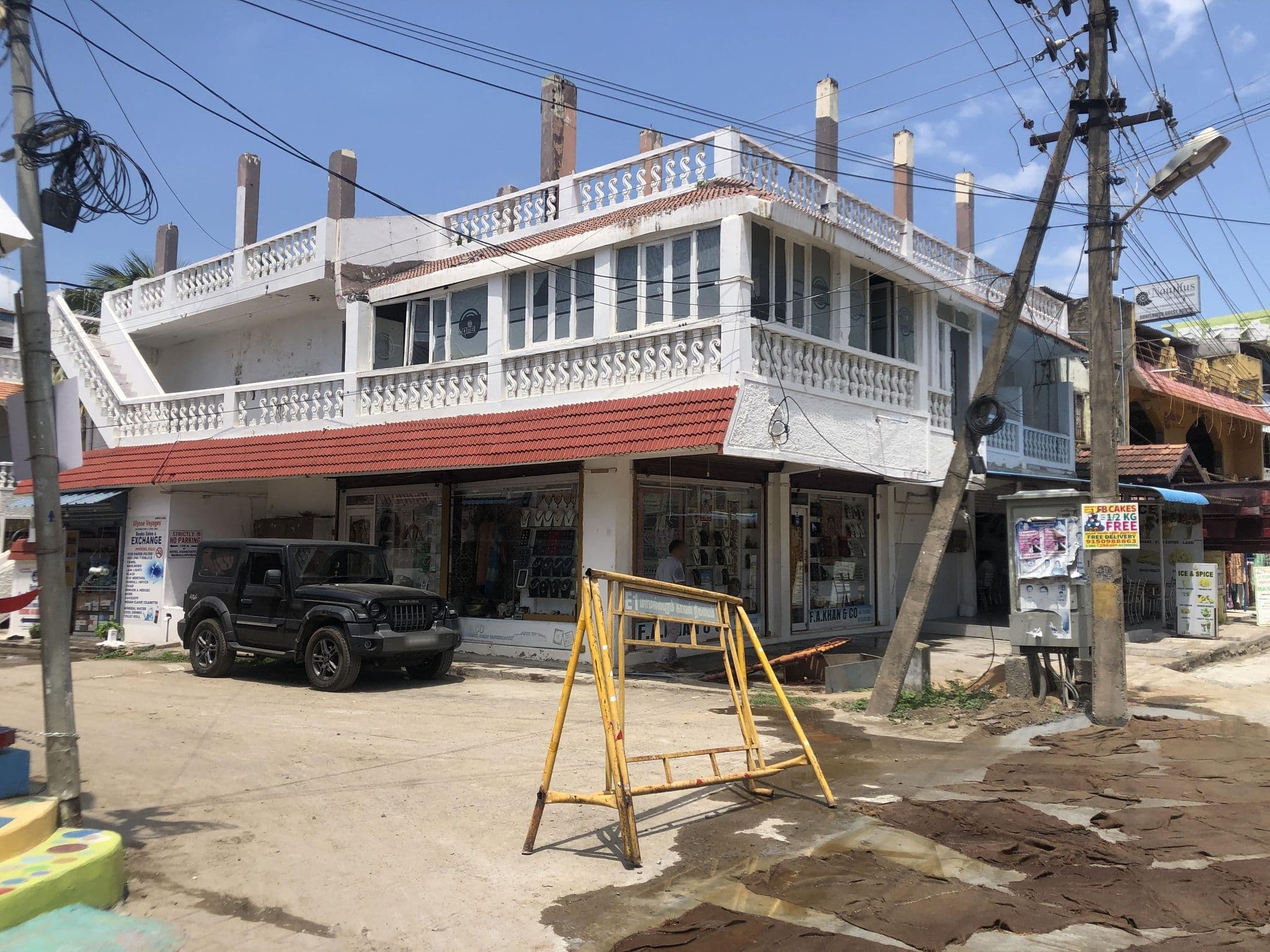 Street view near Ocean Guesthouse, Mahabalipuram — © olily (CC BY-SA · Mapillary)